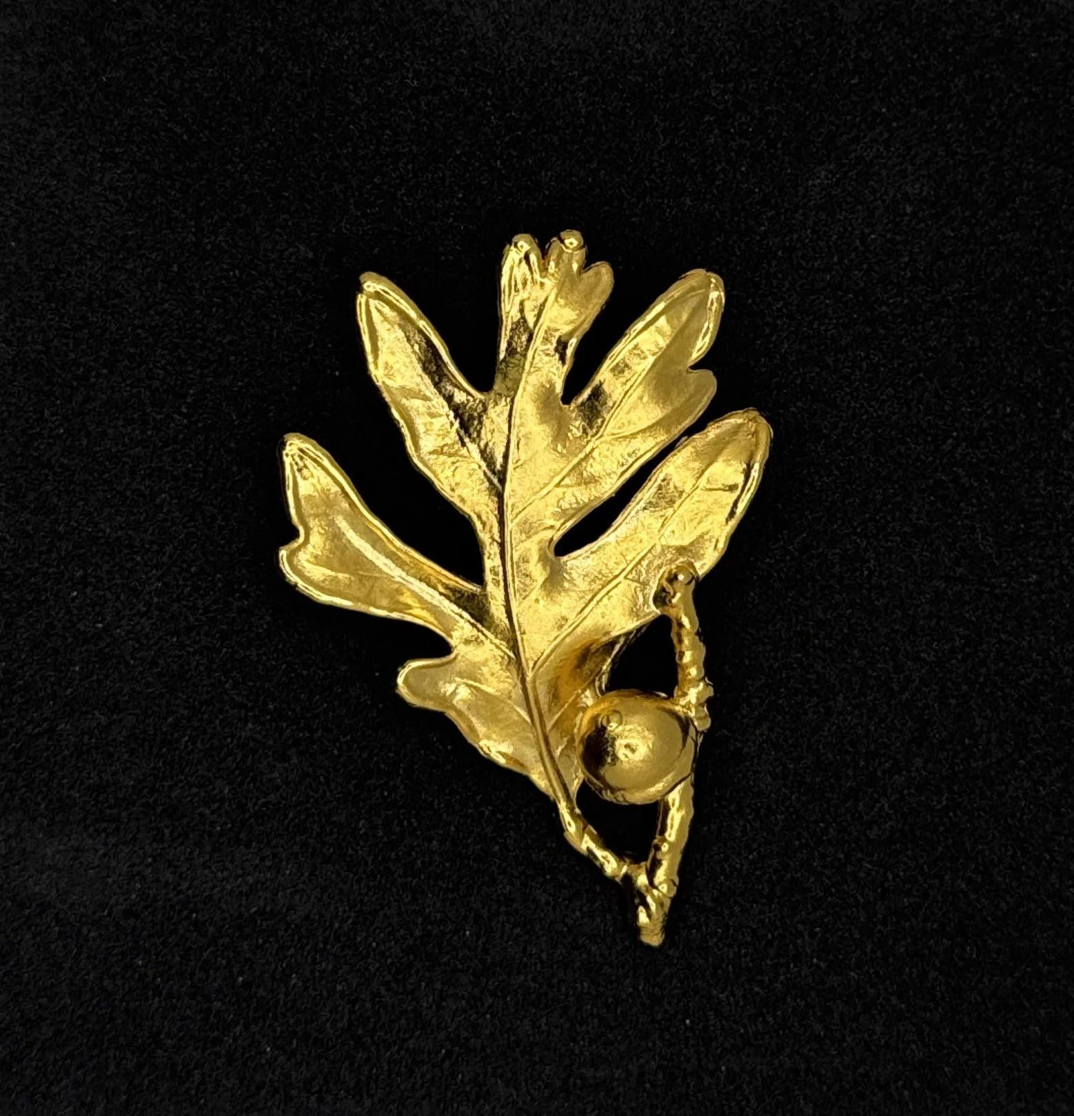 Broche Art Nouveau Gland Et Feuille - Émail Vert Sur Plaqué Or - Moderne - Neuf Sans Emballage