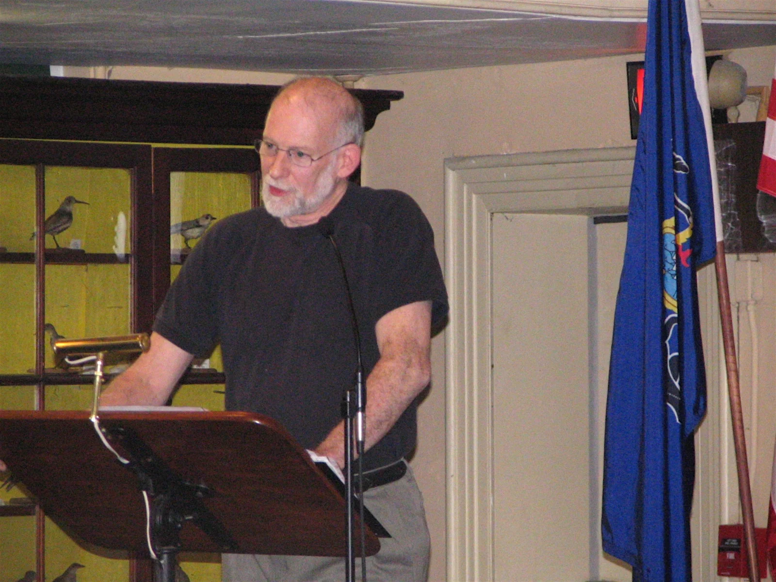 David Gray, featured presenter, at the Institute of Science.
