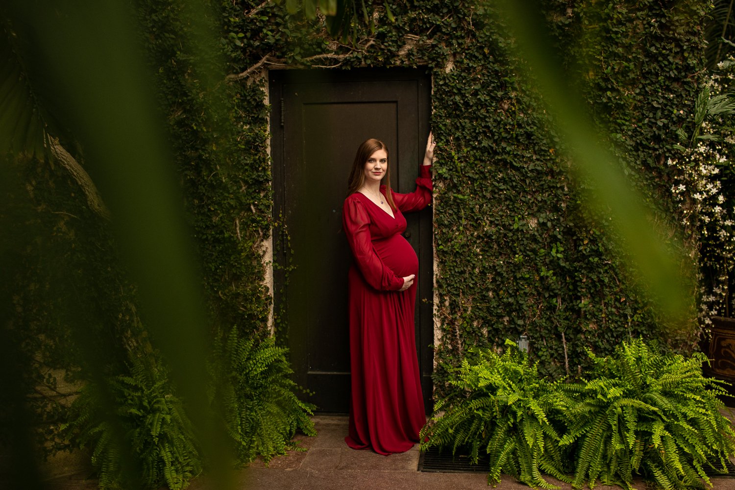 006-2-longwood-gardens-maternity-session.JPG