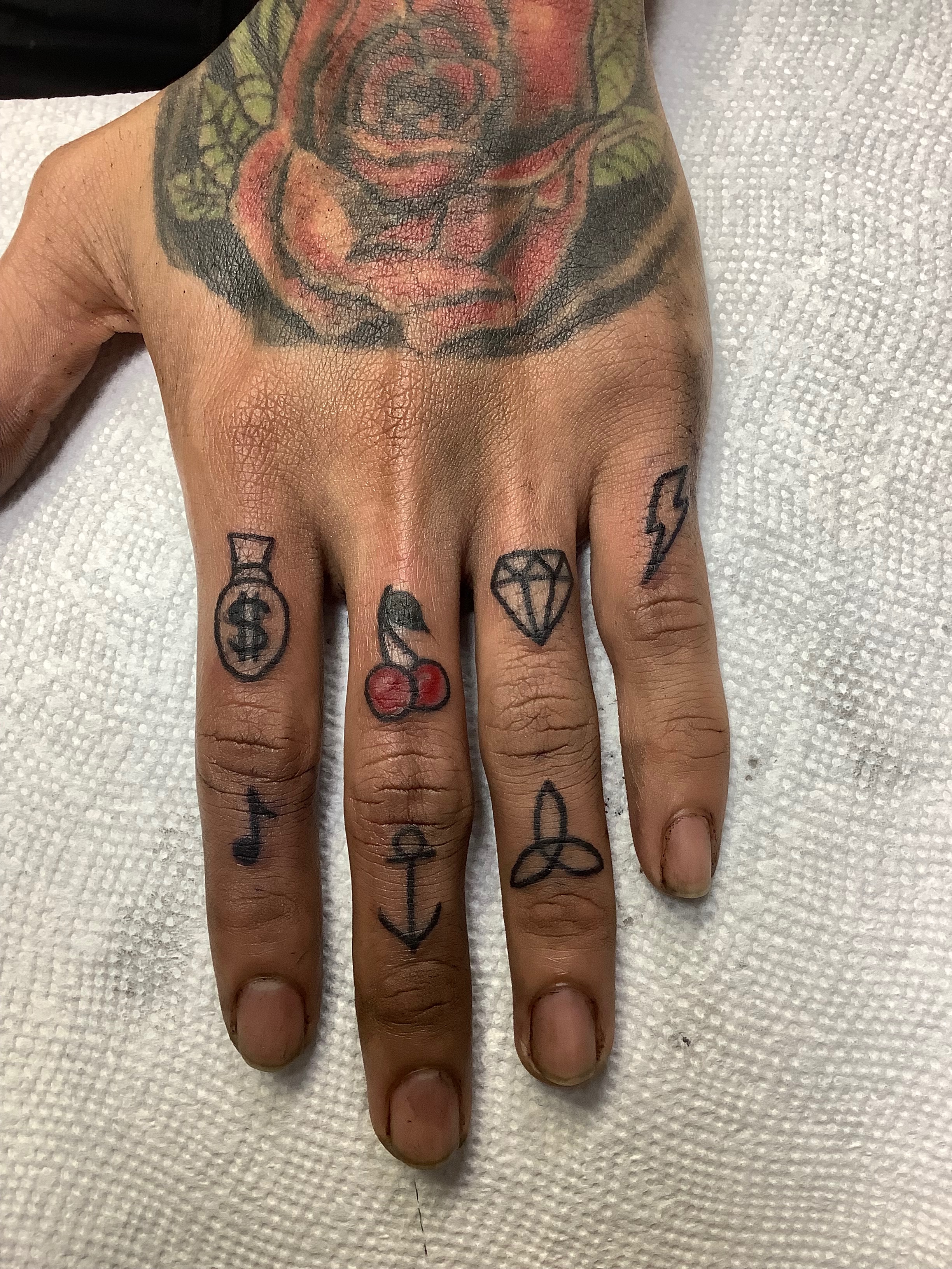 Tiny Black Rose x 2 | Semi-Permanent Finger Tattoo - Not a Tattoo