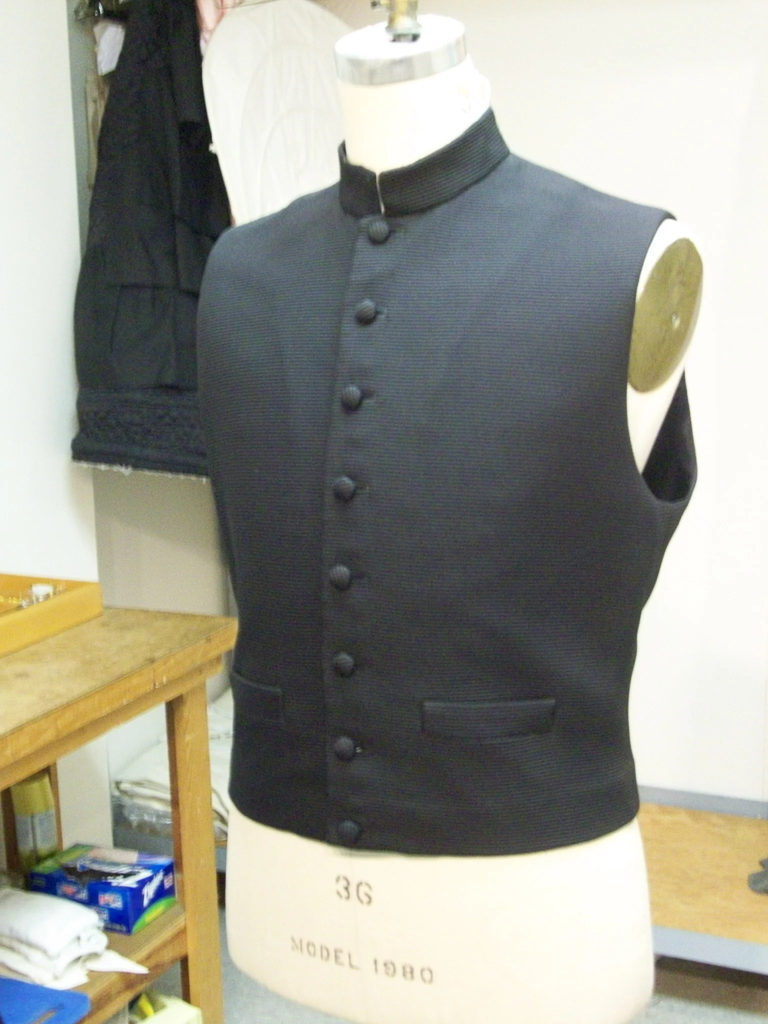   Twelfth Night /Shakespeare Theatre Co/2009 design by Miranda Hoffman draping by AnaMarie Nelson/supervised by draper Sally Kessler 