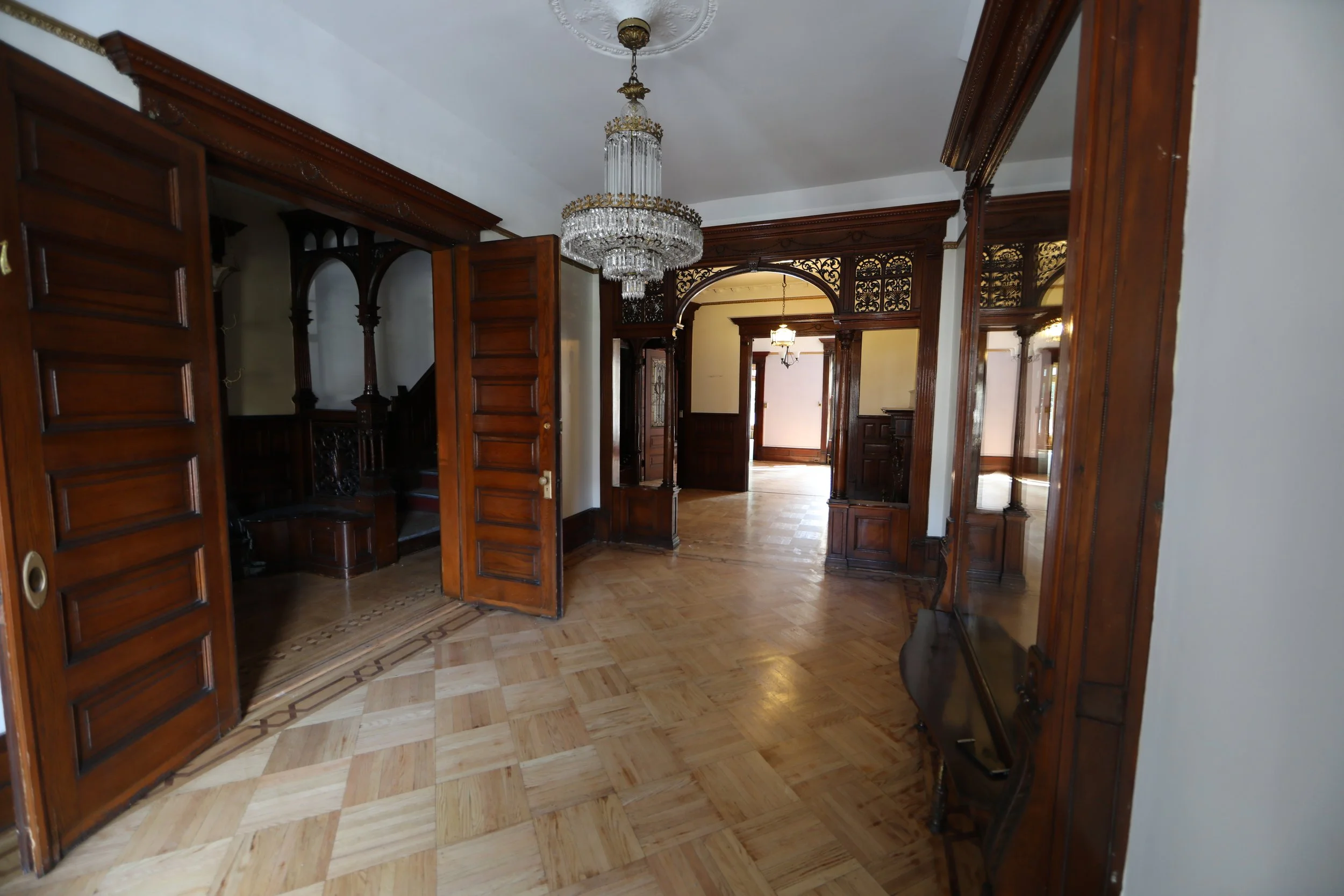 Parlor Peek Through to Extension.JPG