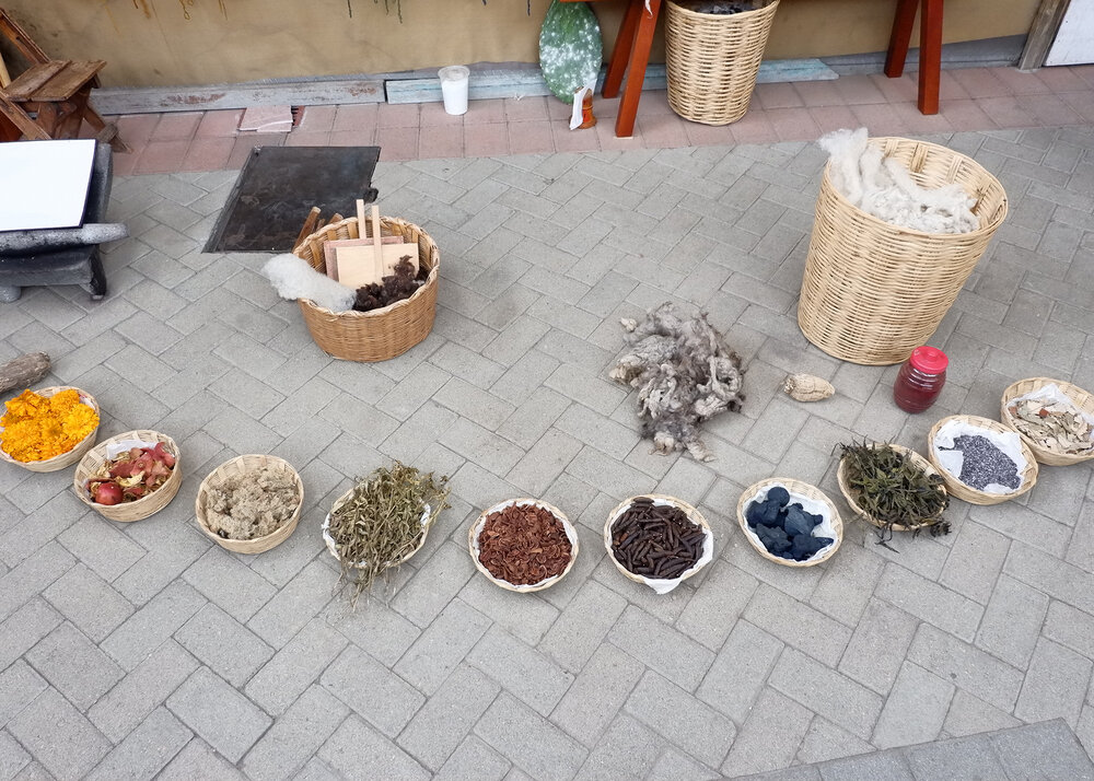 natural dyes in Teotitlán