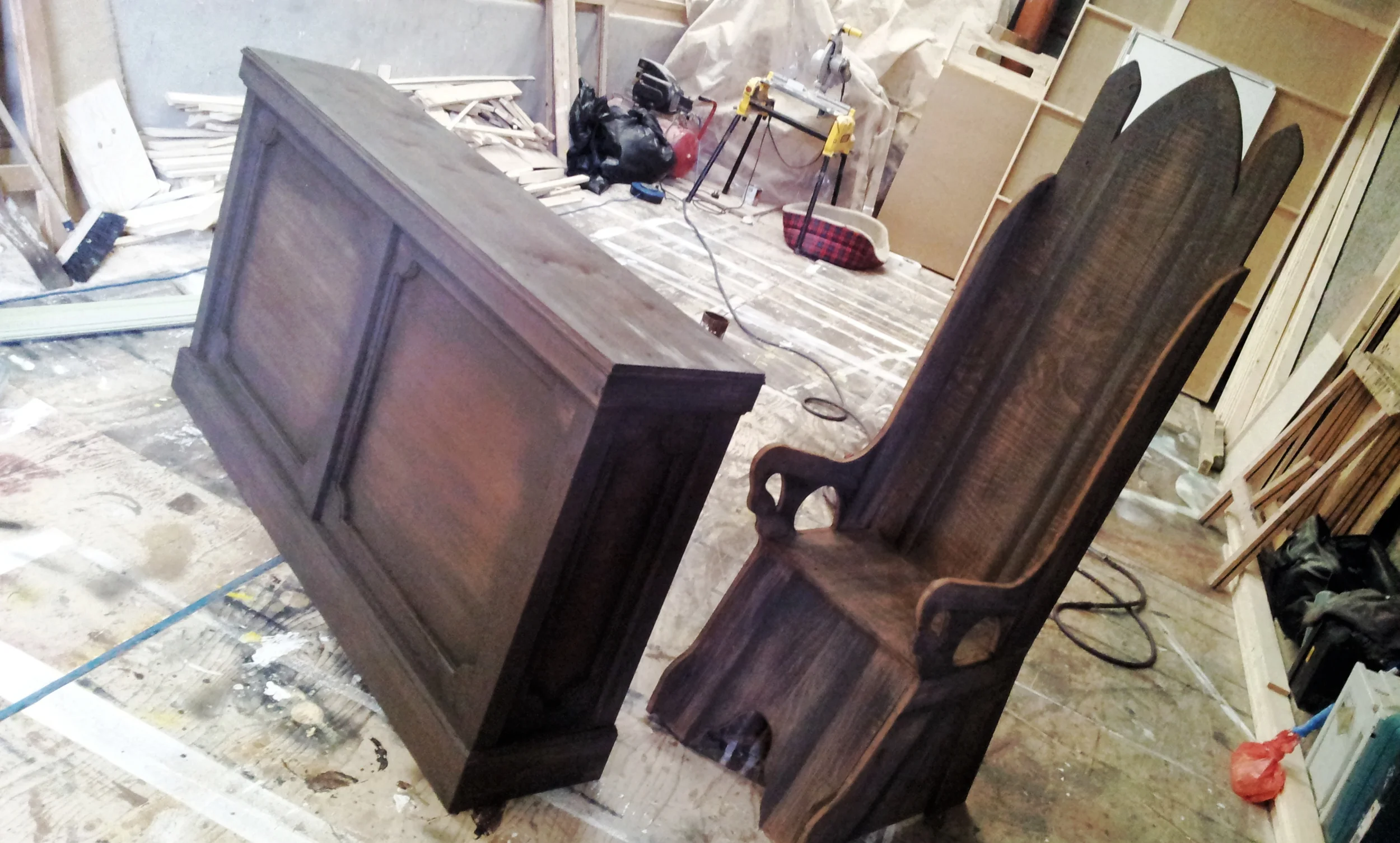 Desk and chair props