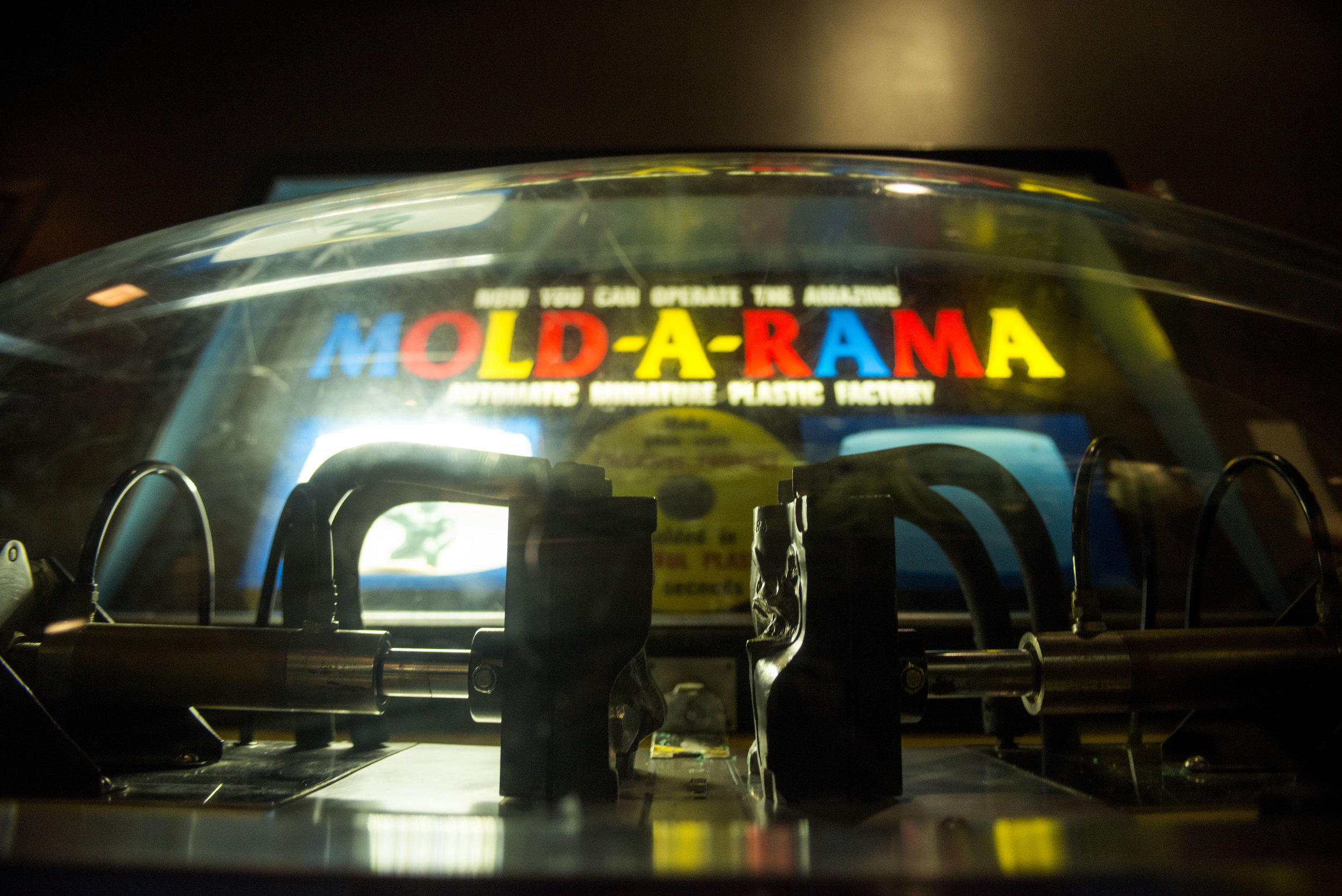   Mold-A-Rama  