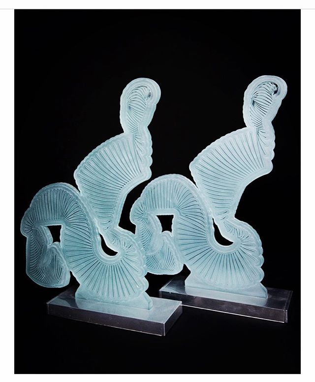 The Sisters by Pierre Bouchard. Sandblasted glass and aluminum. #pierrebouchard #kosoyandbouchard #torontoartist #canadian #glass #sculpture #sisters