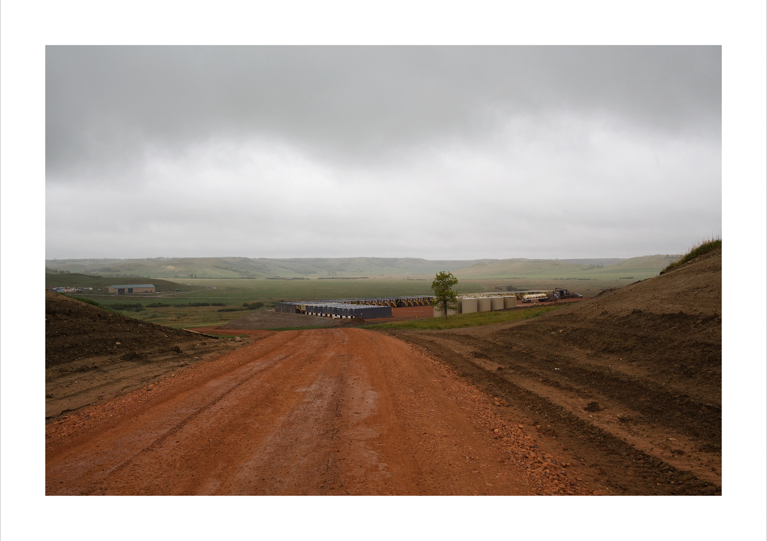 _MG_4053 Fracking site south of Stanley, ND expanded-20x3-print.jpg