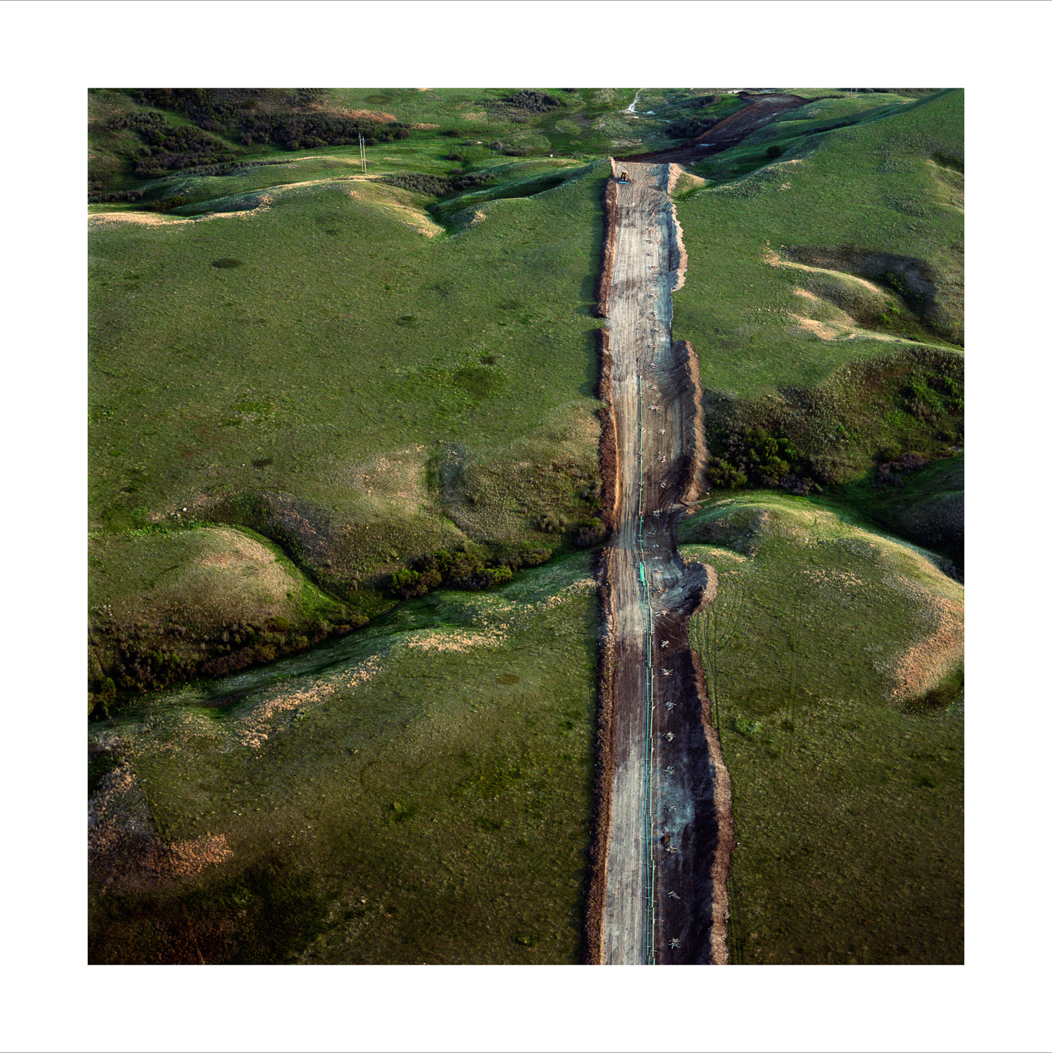 Oil-Pipeline-Prairie-print.jpg