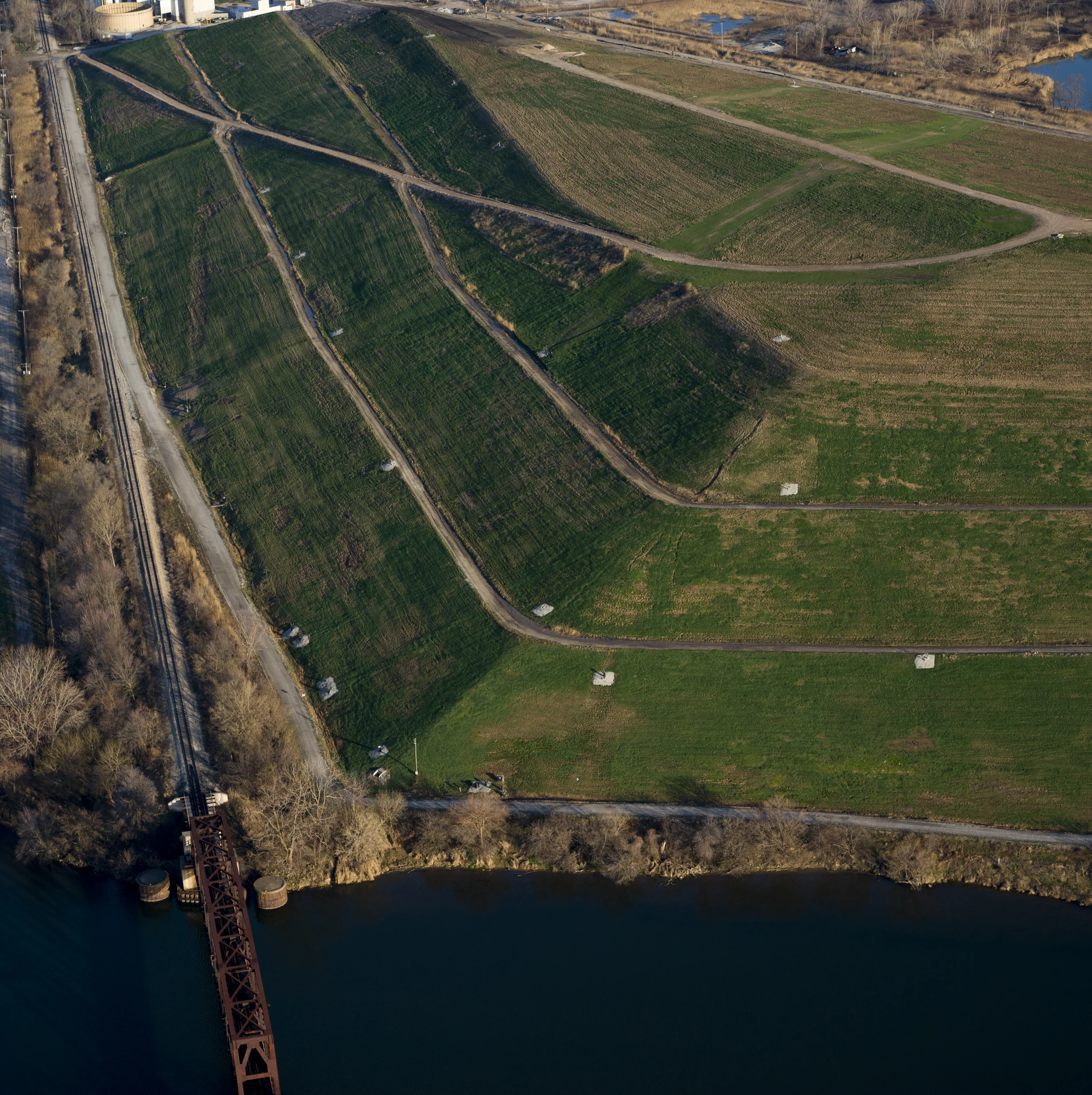 Landfill, Southeast Chicago, 2015. Terry Evans