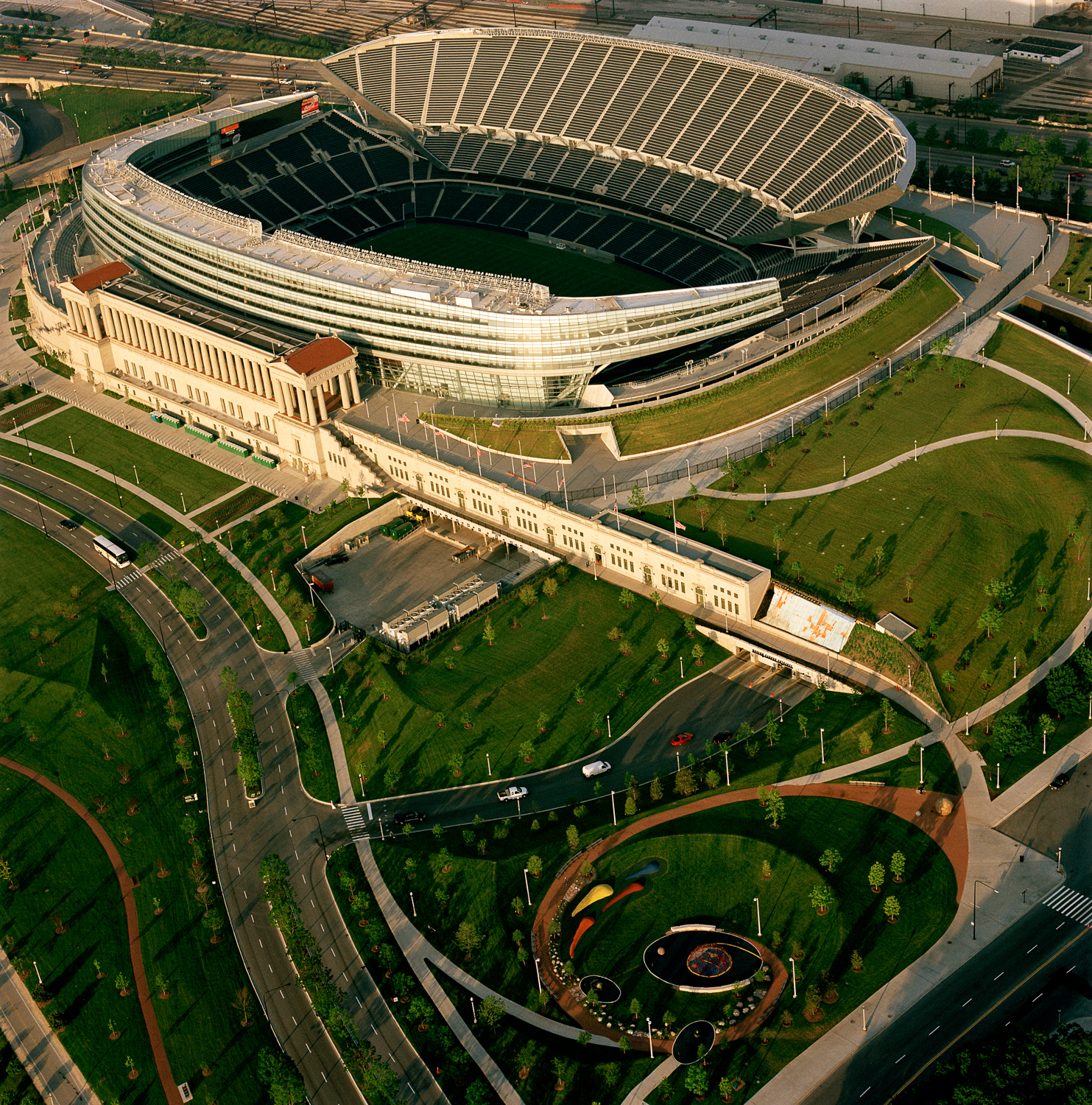 21-157.6_8_04.Soldier_Field.jpg