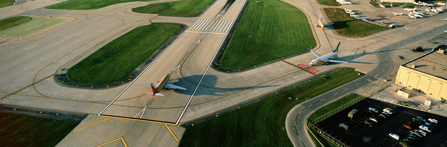 41-158.5_13_03.Midway_Airport.jpg