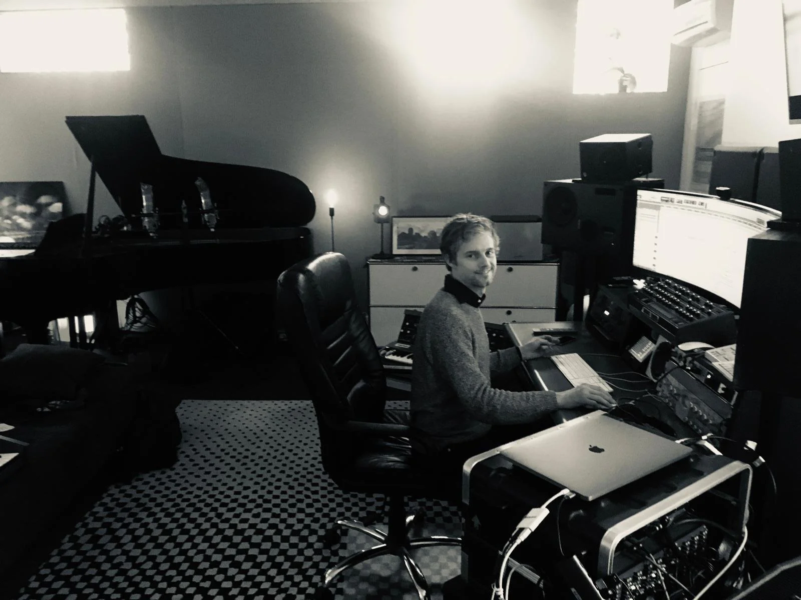 David in his room @ Studio Ferber Paris (Copy)