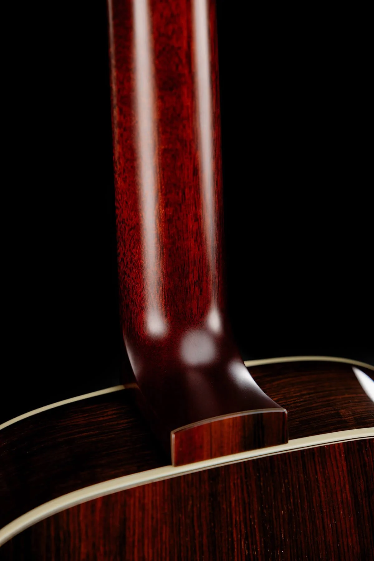 boswell-guitars-model-OM-9.jpg