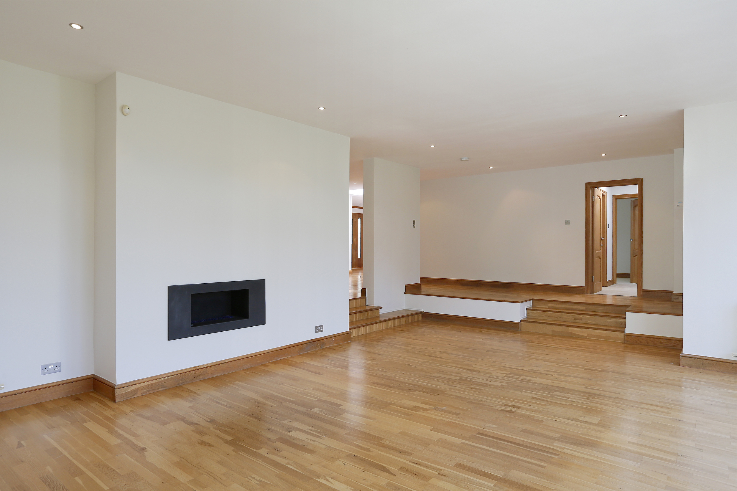 Newnham - Recep-Hall.jpg