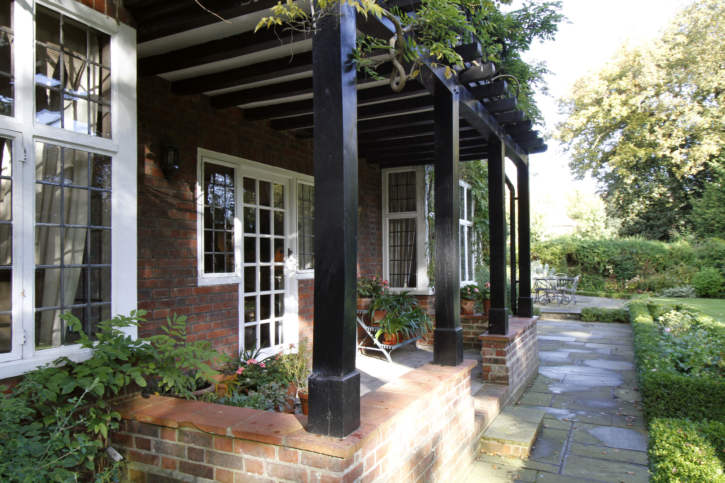 Edgecombe Close 5 - Veranda.jpg