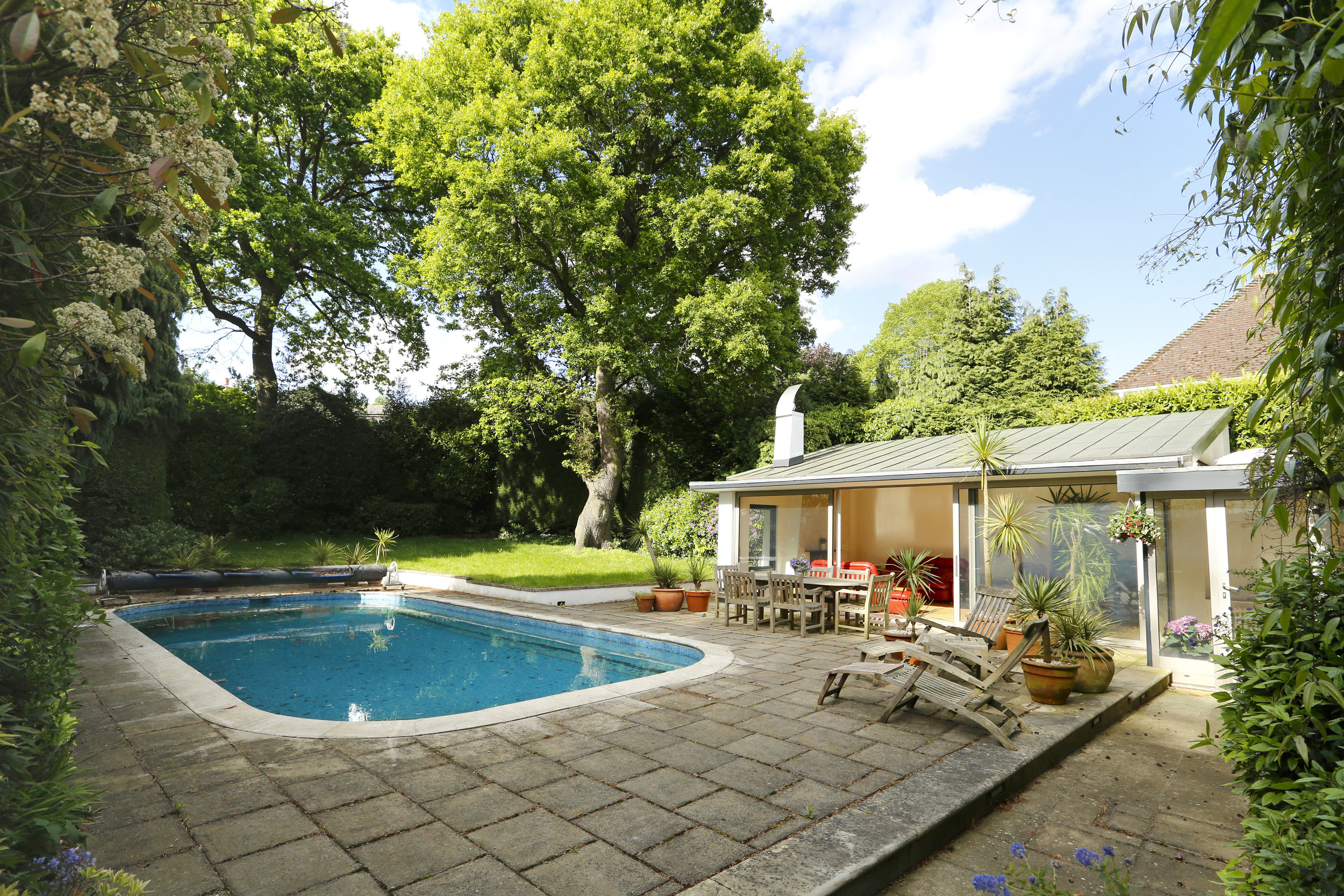 Coombe Lane West 125 - Pool.jpg