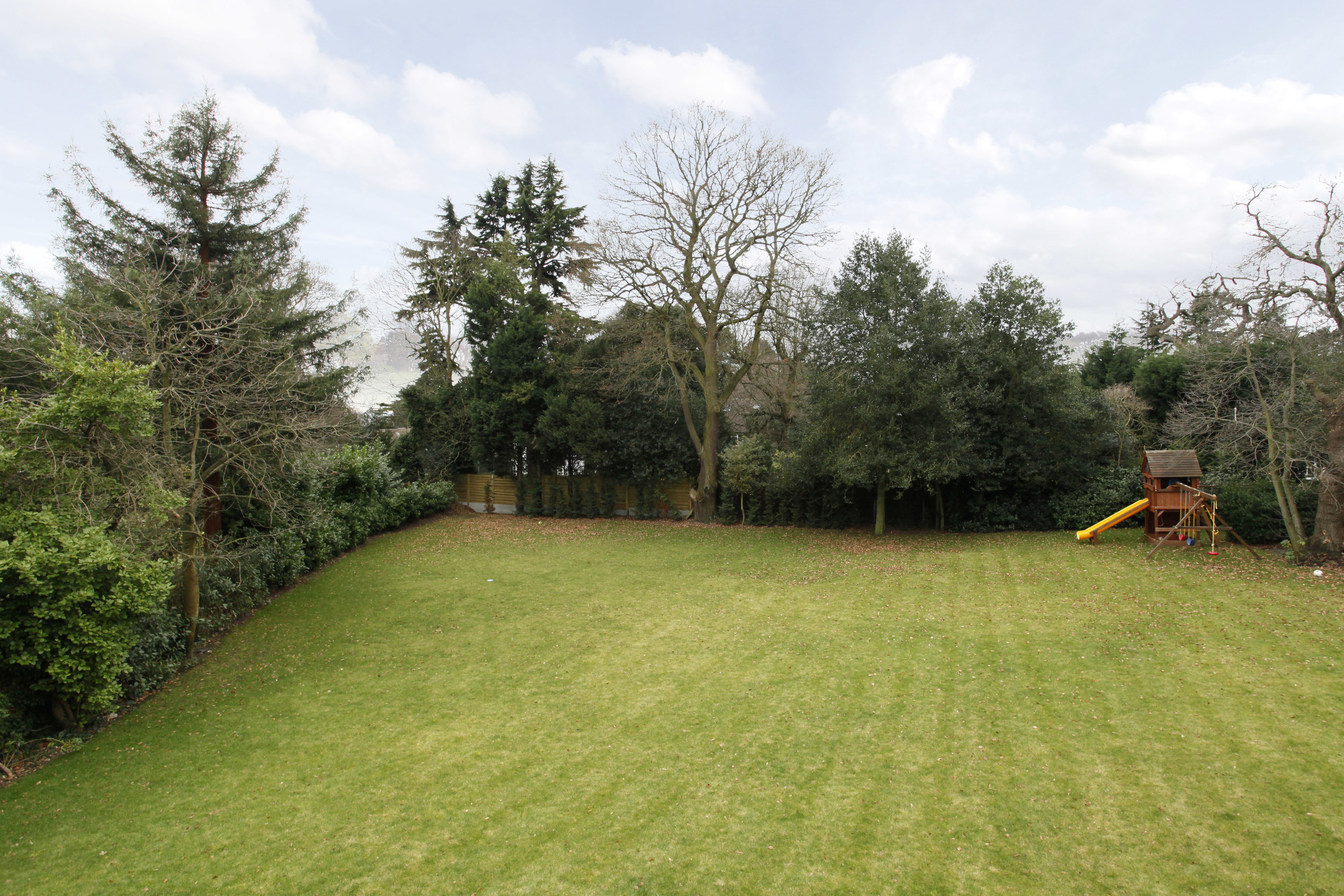 Athena Coombe End - Gdn view.jpg