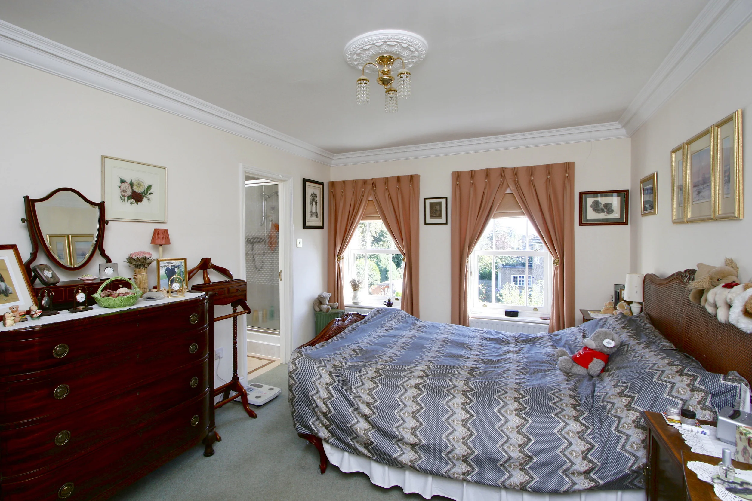 Coombe Lane W 84 - M Bed.jpg