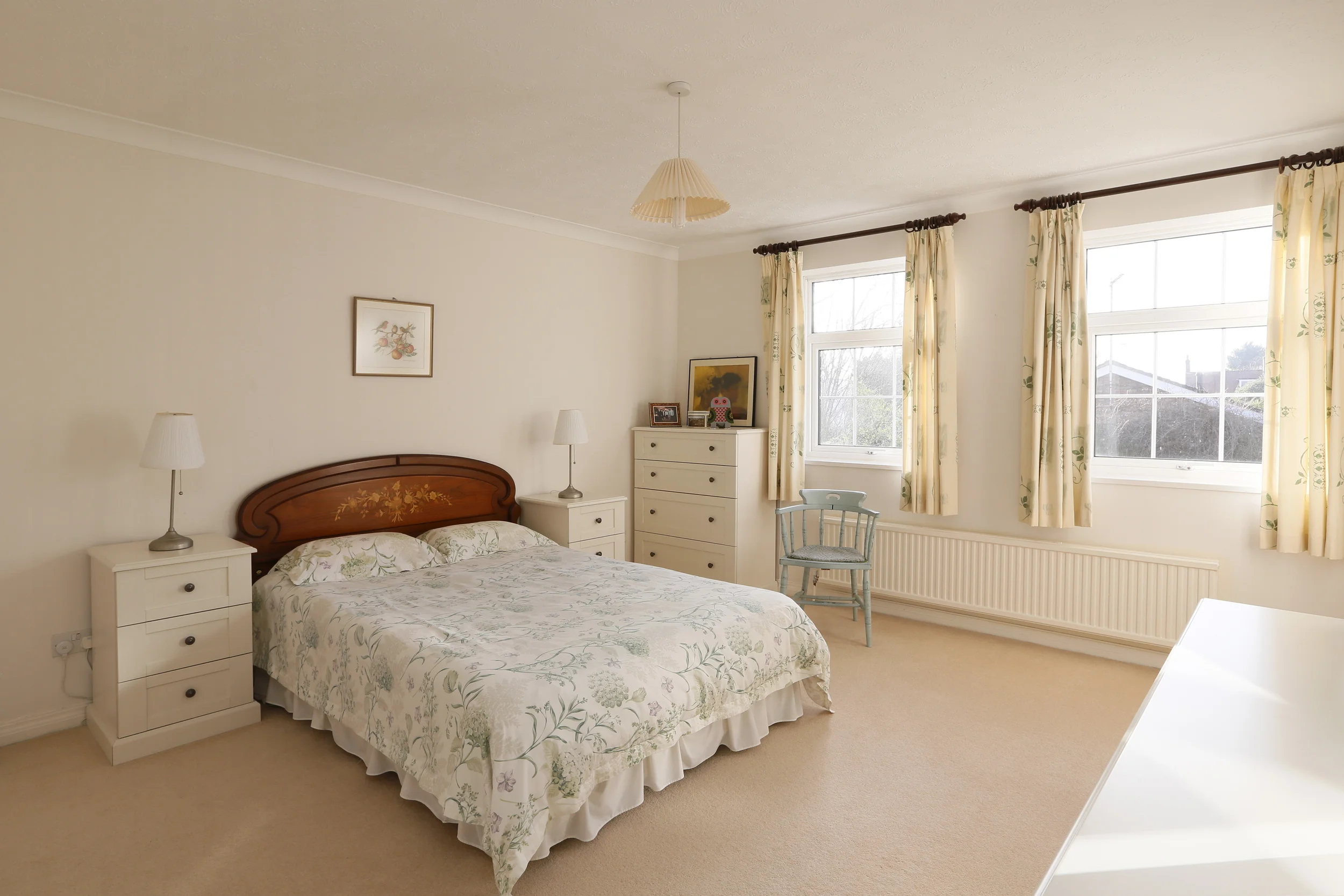 Coombe House Chase 4 - M Bed.jpg