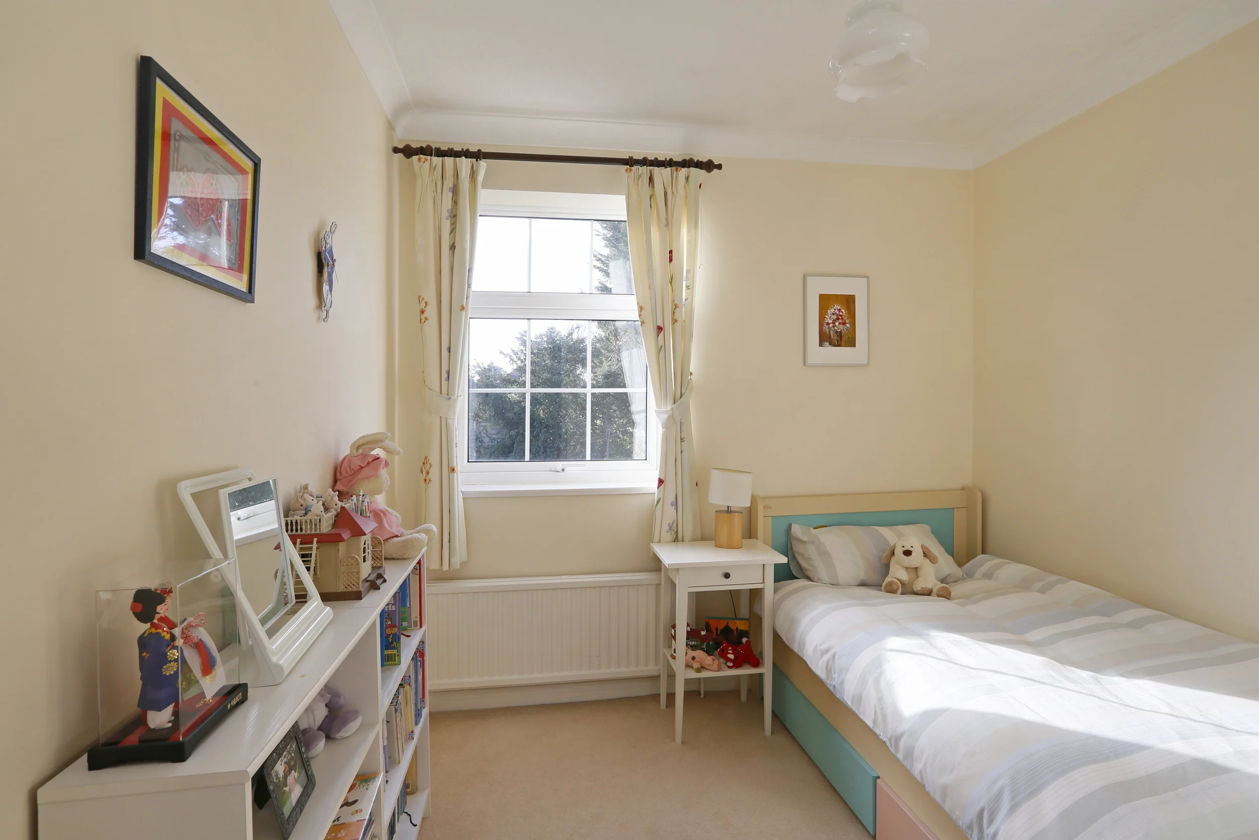 Coombe House Chase 4 - Bed2.jpg
