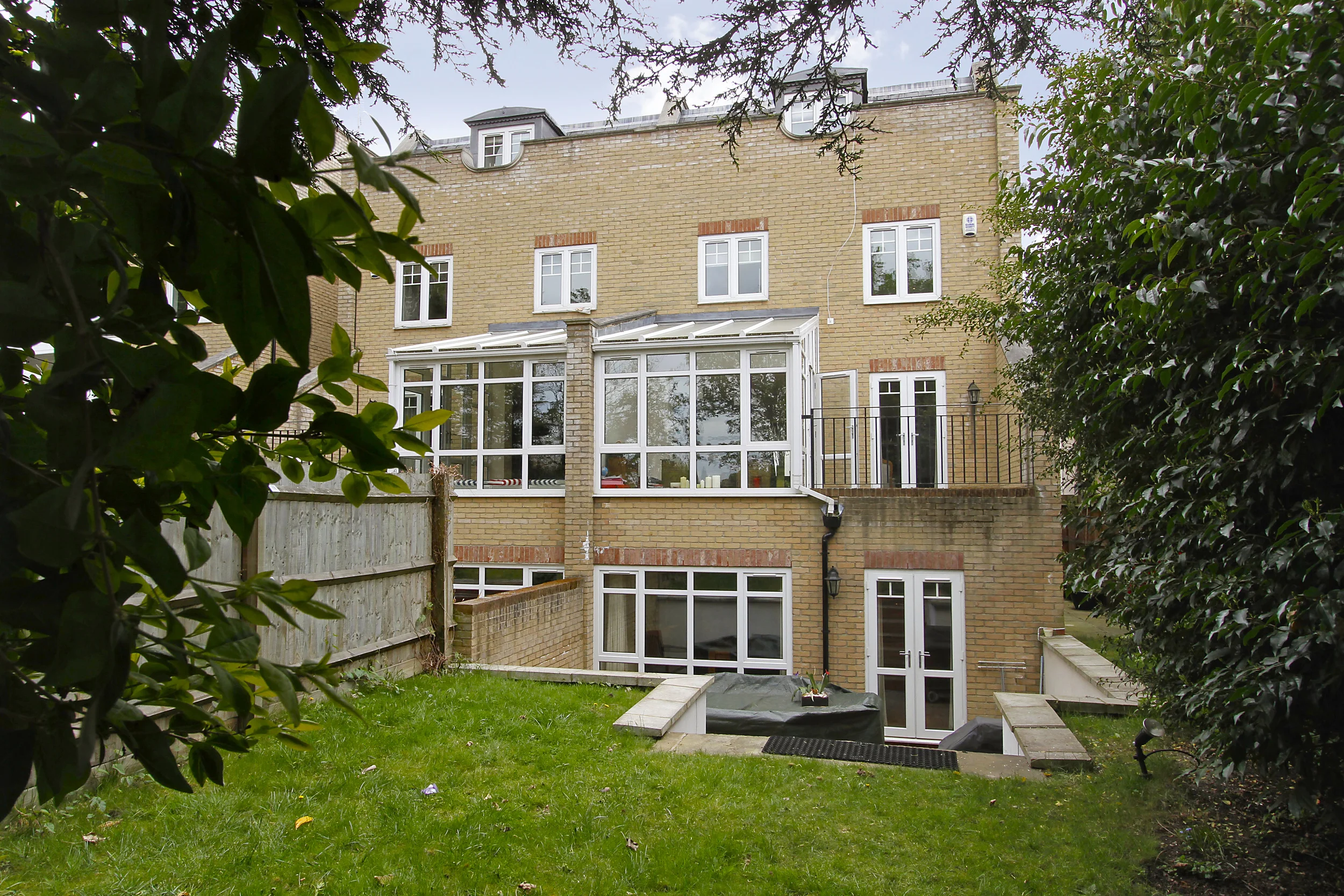 101 Kingston Hill - Rear Ext.jpg