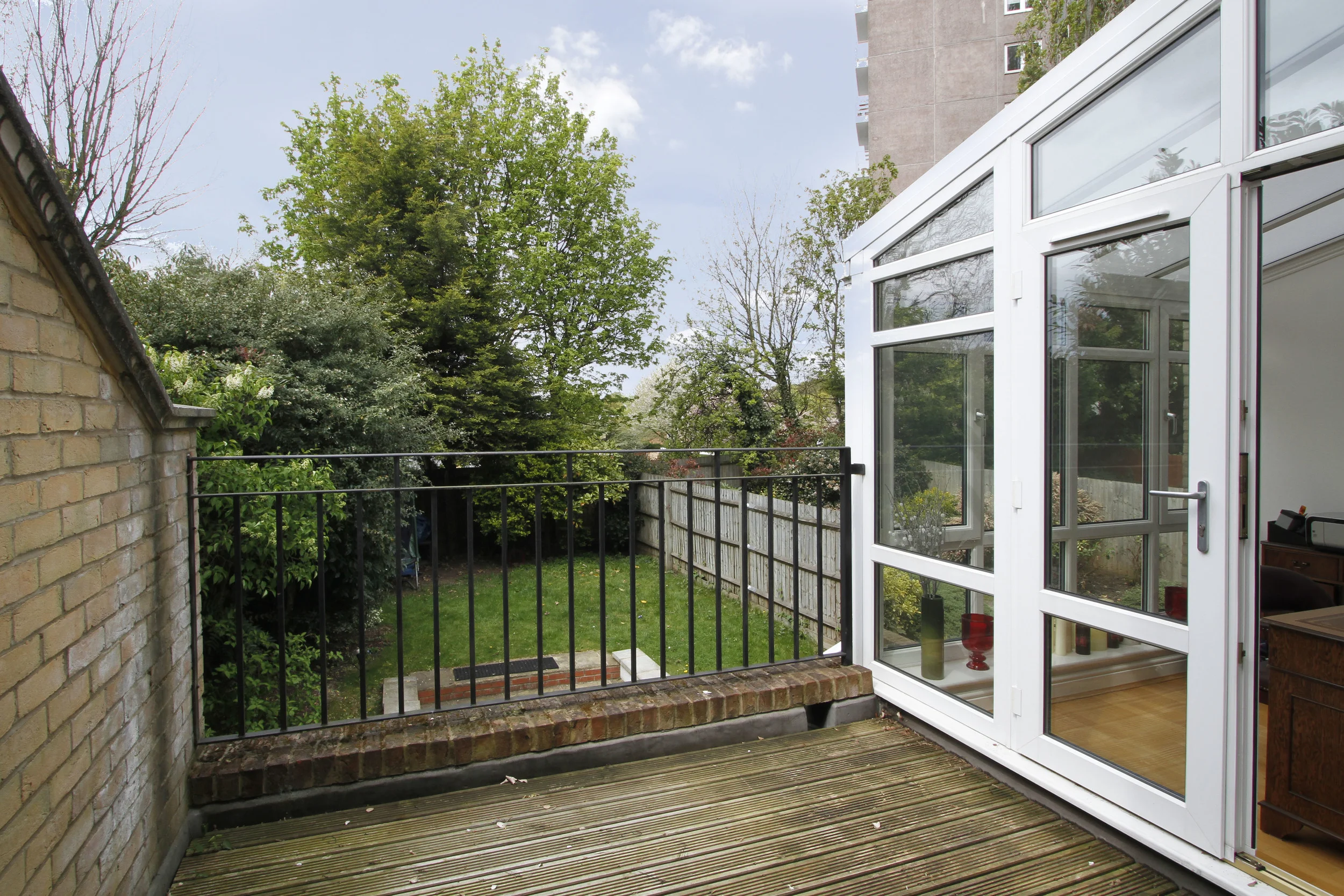 101 Kingston Hill - Terrace.jpg