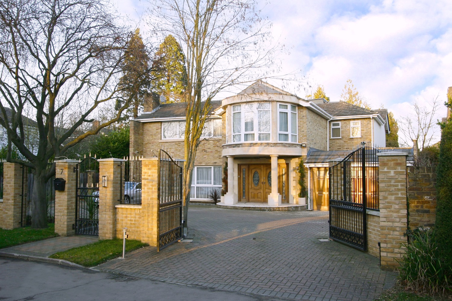 corscombe+close+7+fr+ext+new.jpg