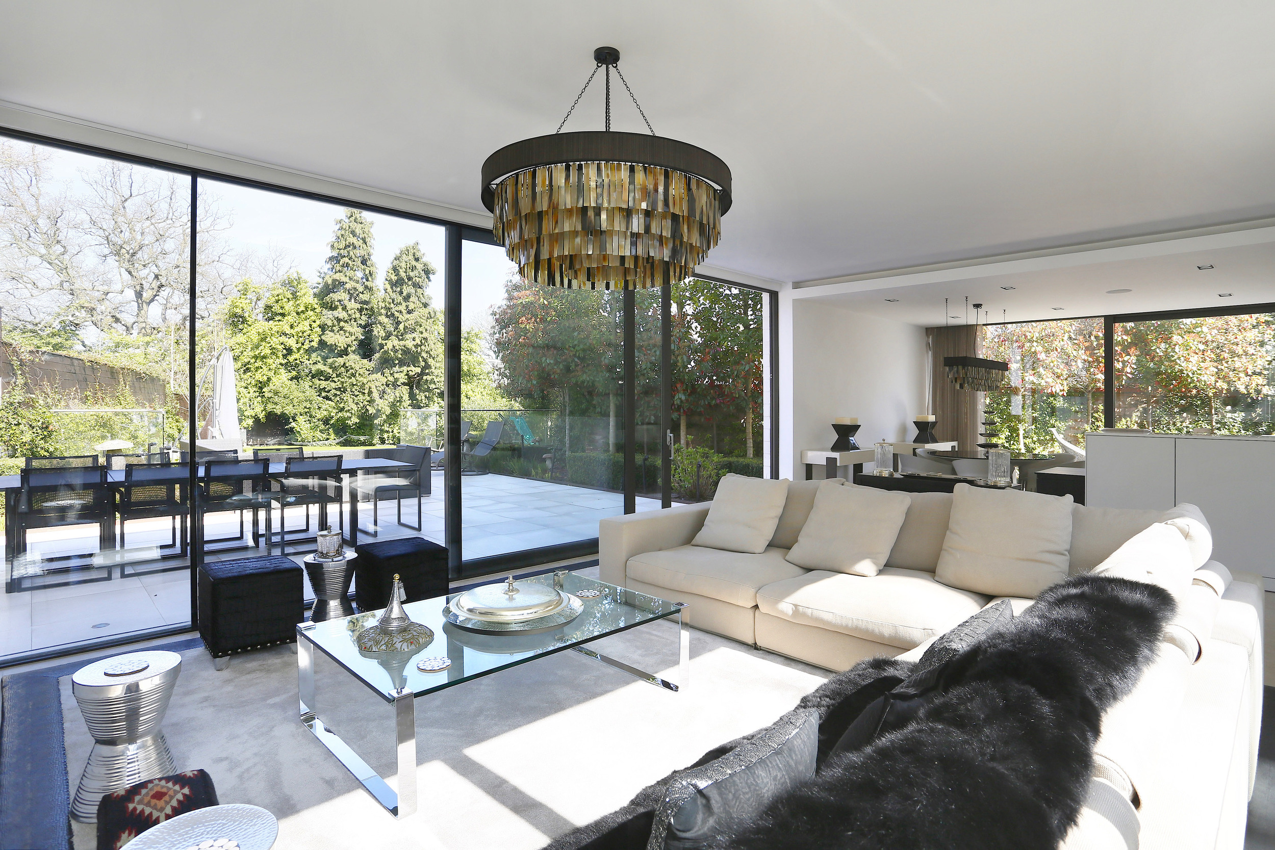 Amoula Hse - R Recep.jpg