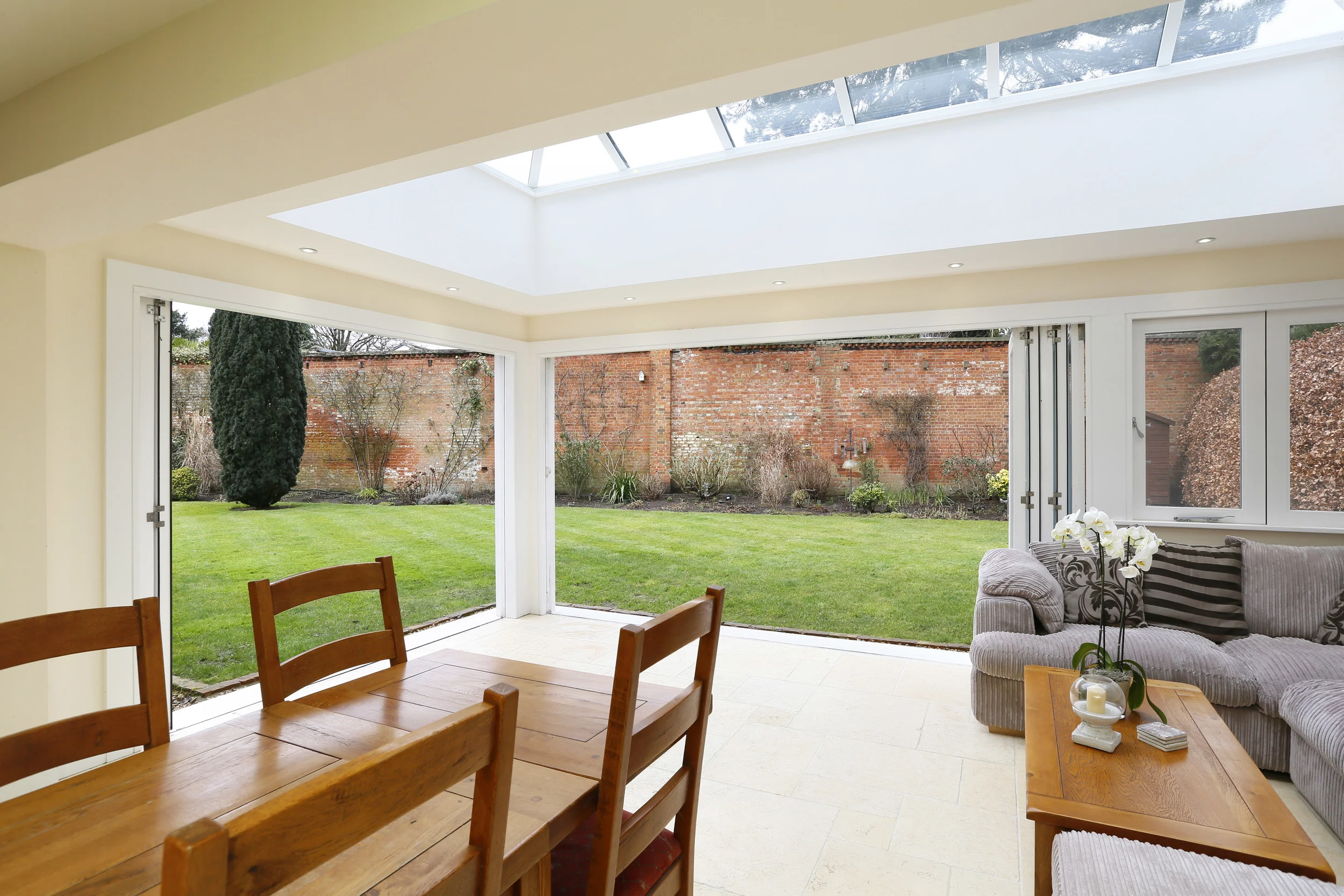 Wall Garth - Din Gdn.jpg