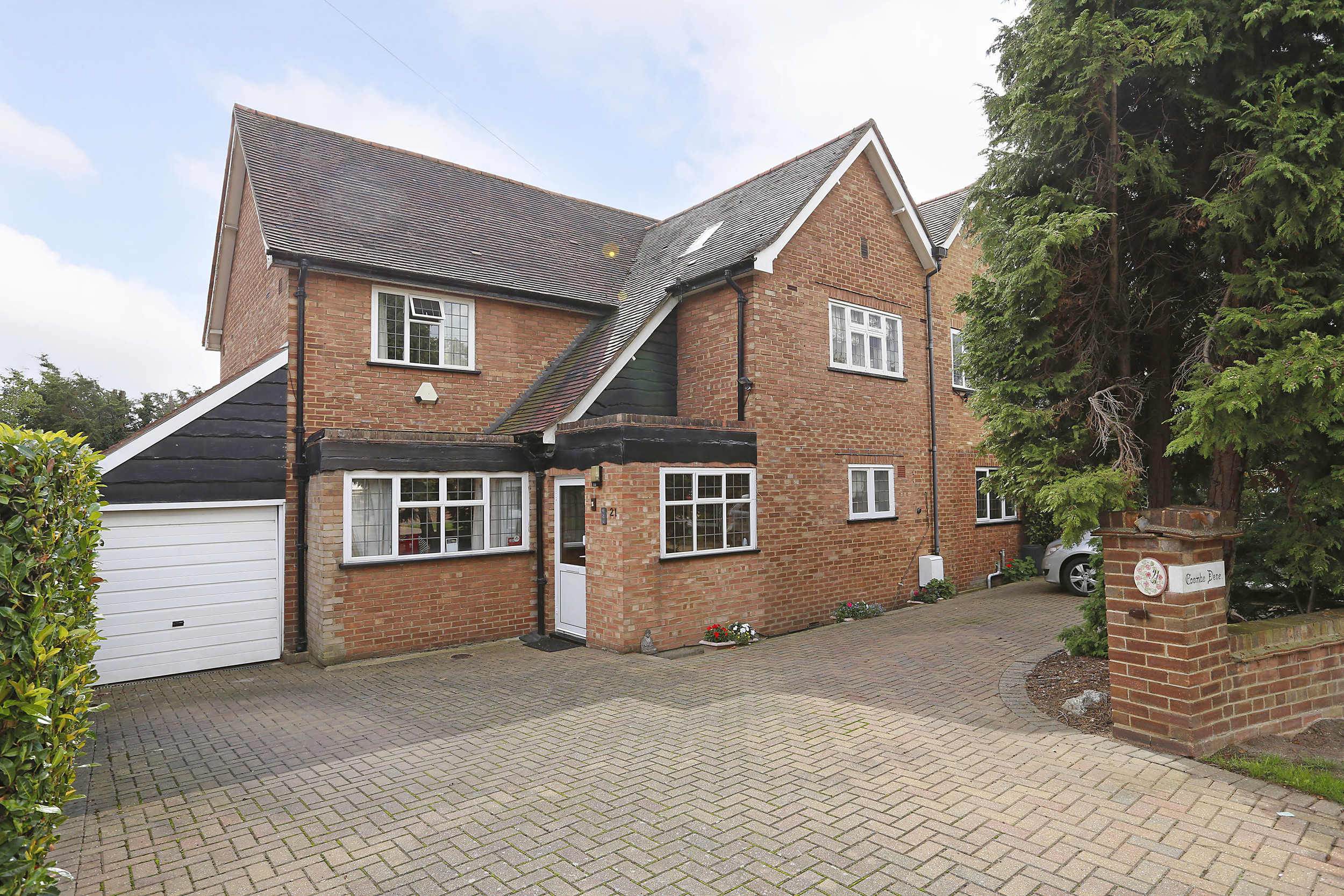 Burghley Rd 21 - Fr Ext.jpg
