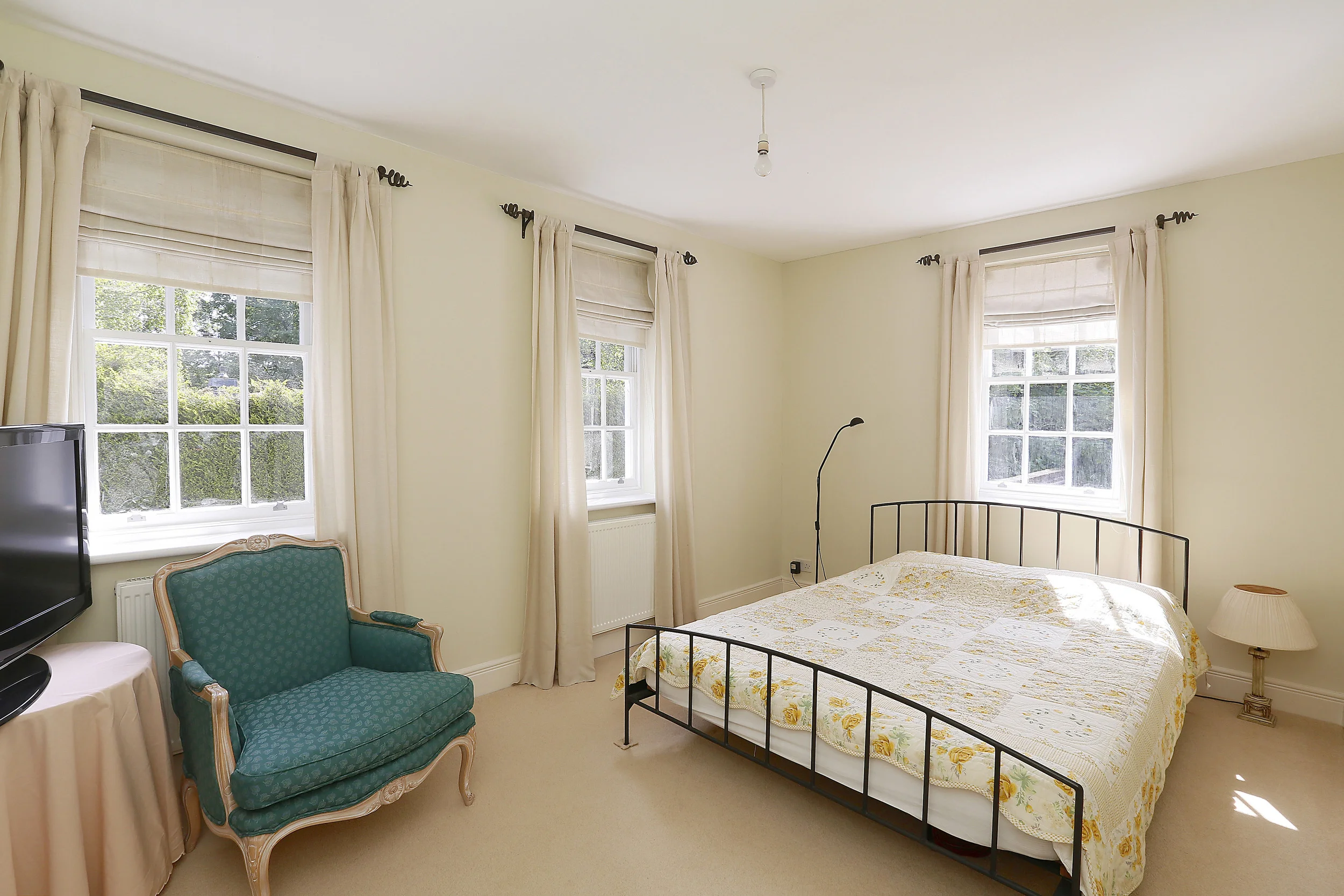 Alexandra Hse - Bed1.jpg