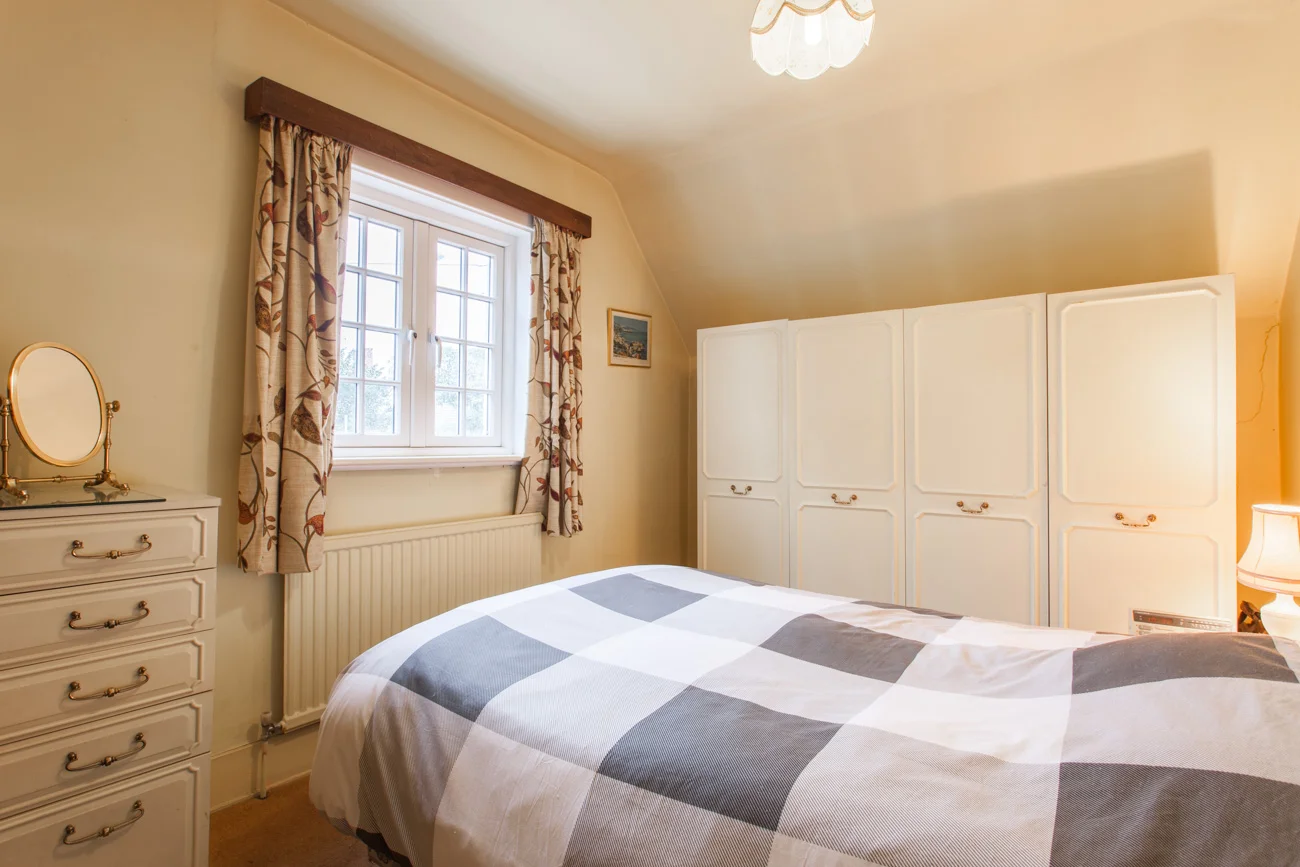 83 Coombe Lane-5.jpg
