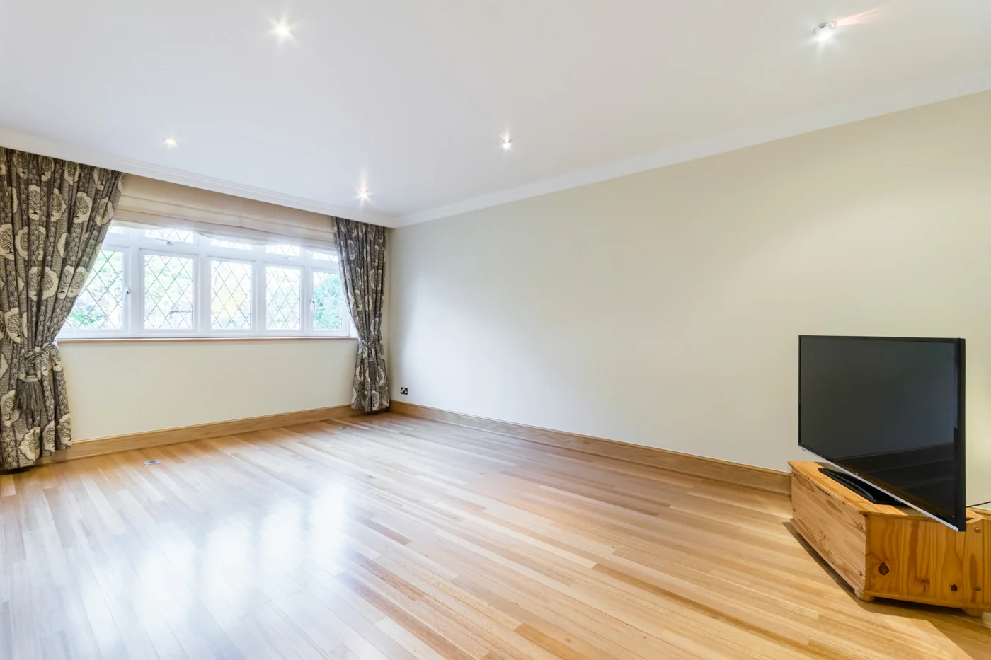 7-Coombe-Neville-15.jpg