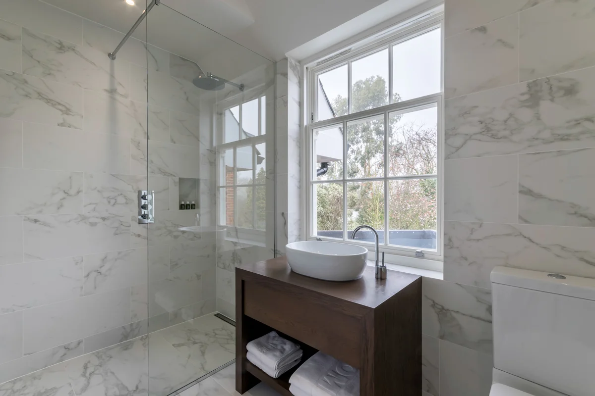 ensuite n1.jpg