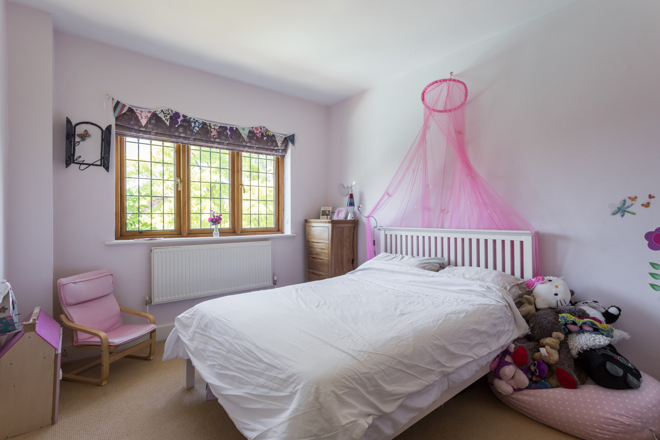 3 Brook Gardens-1.jpg