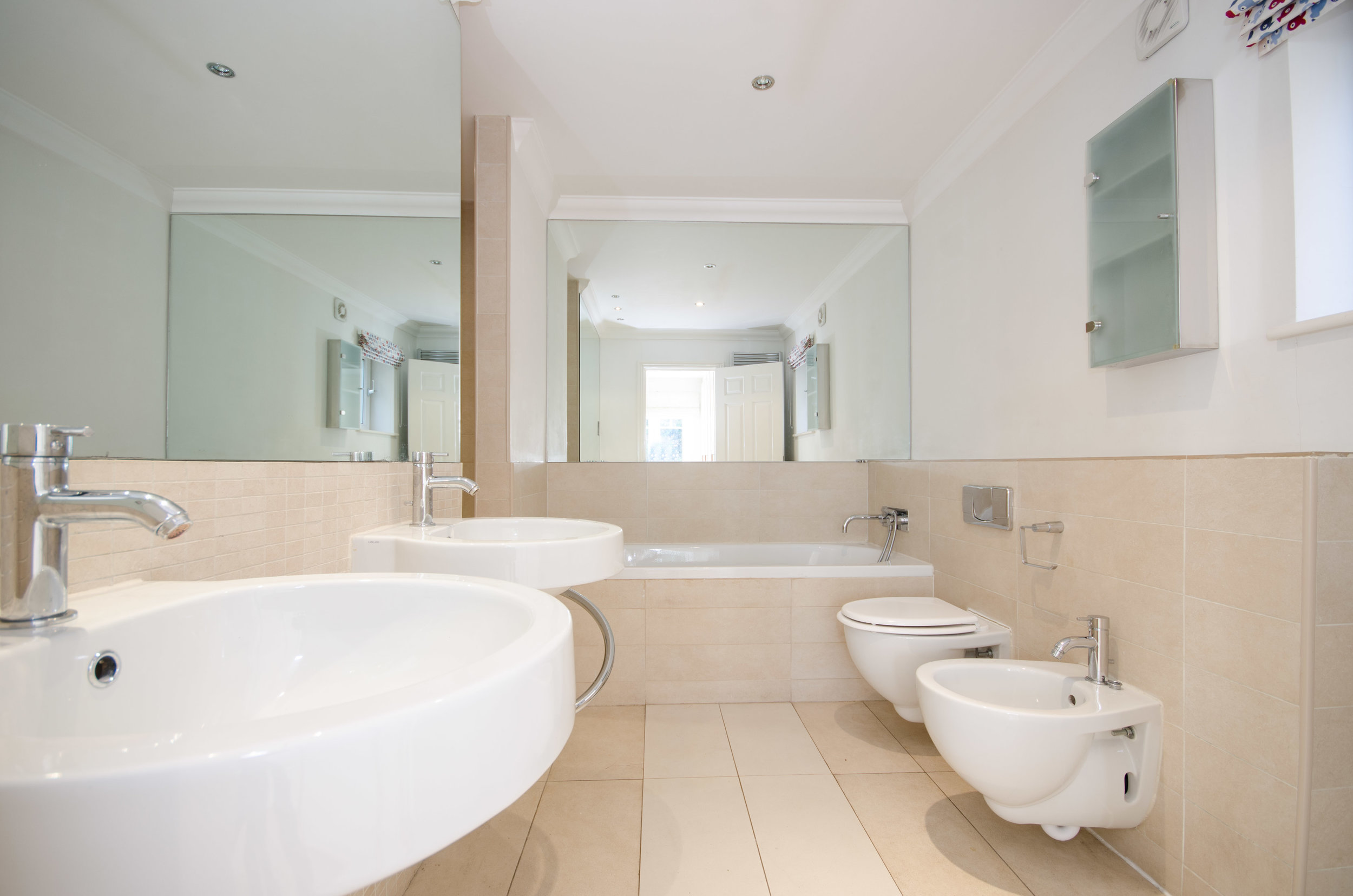MASTER ENSUITE 2.jpg