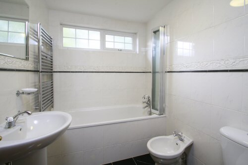 Fairoaks - Bath.jpg