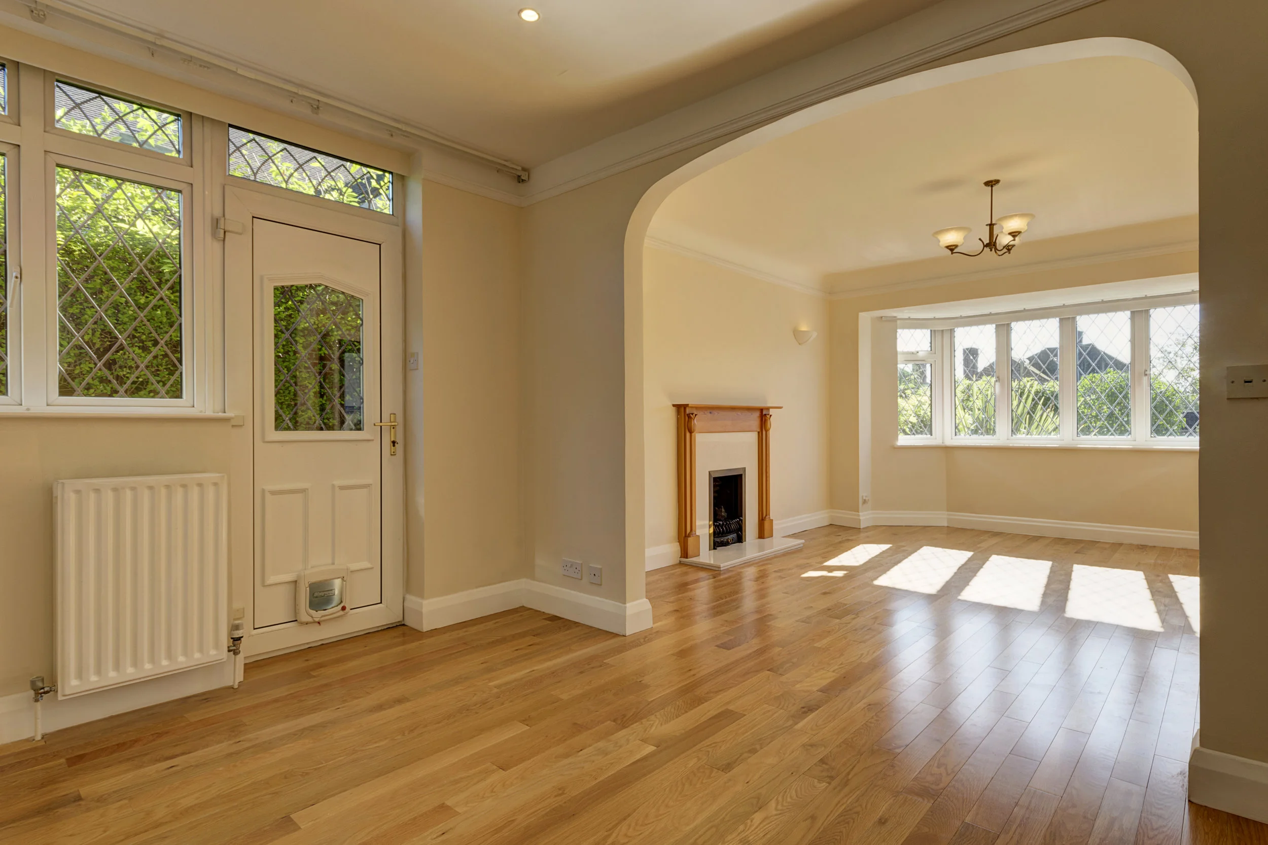 FrontRoom2.jpg