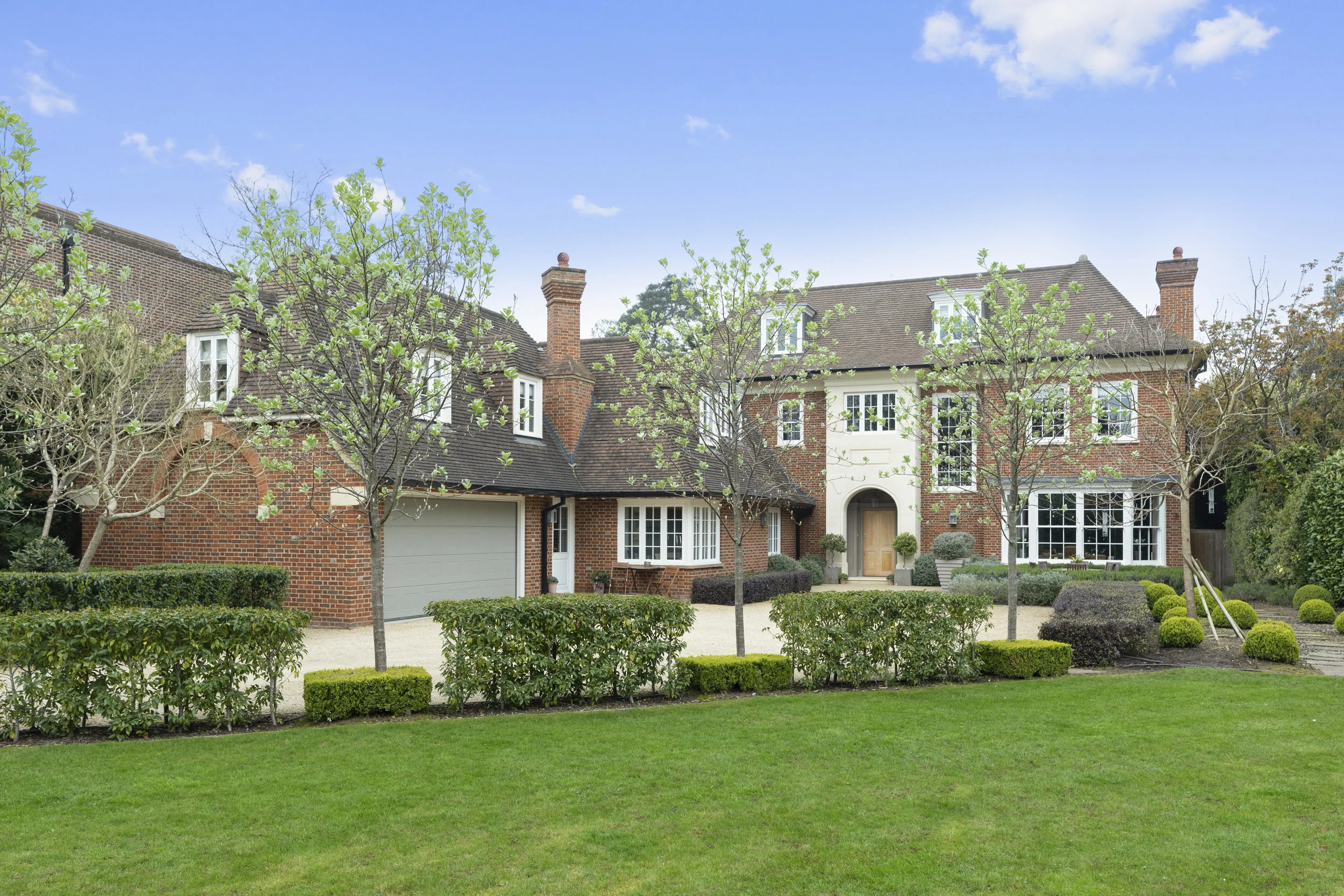Coombe-Gables-Coombe-Hill-Road-KT2-7DU-96.jpg