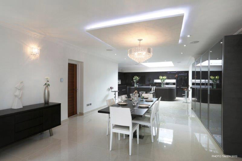 Corscombe Close 2 - Dining.jpg