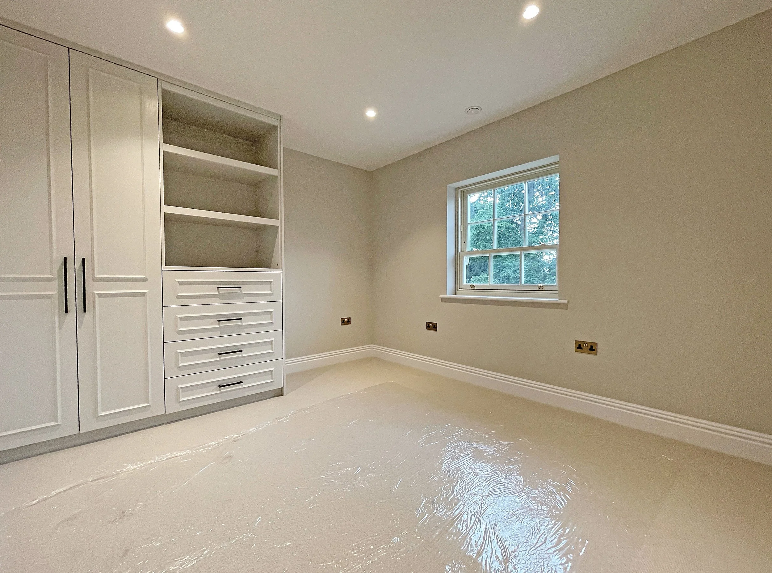 bedroom 4.jpg