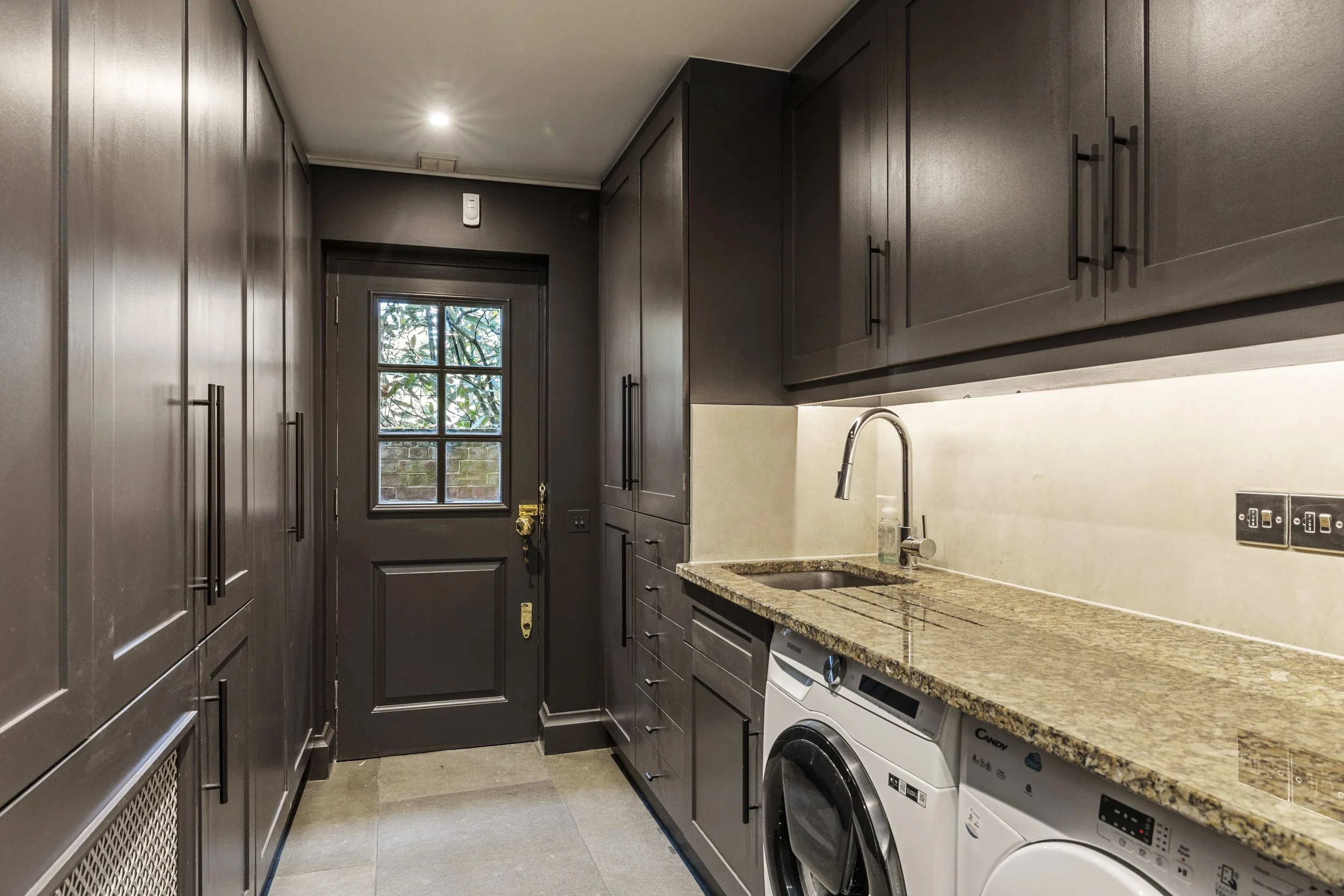 Hampton Spring, George Road, Kingston-74.JPG