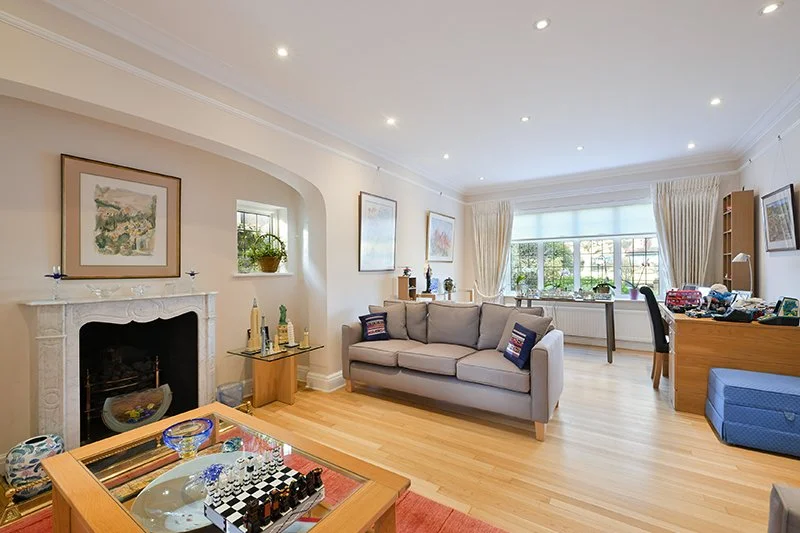 WOLSEY CLOSE, 20- (16).jpg