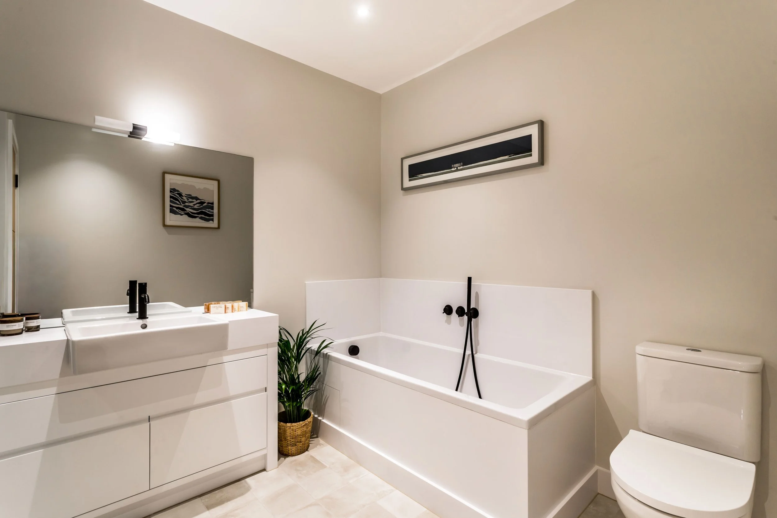178-Coombe-Ln-(showhome)-61.jpg