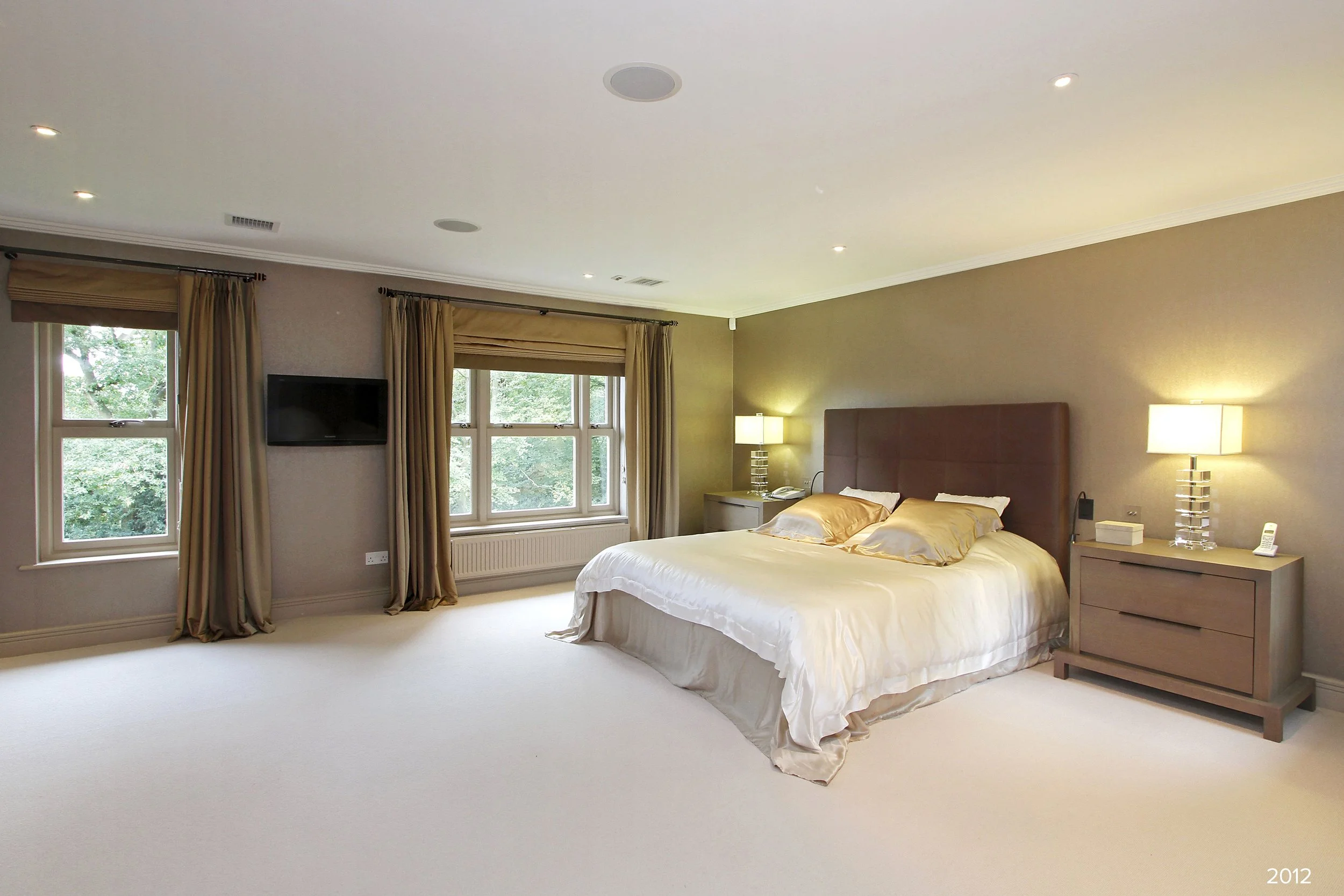 Ellington-Lodge---M-Bed.jpg