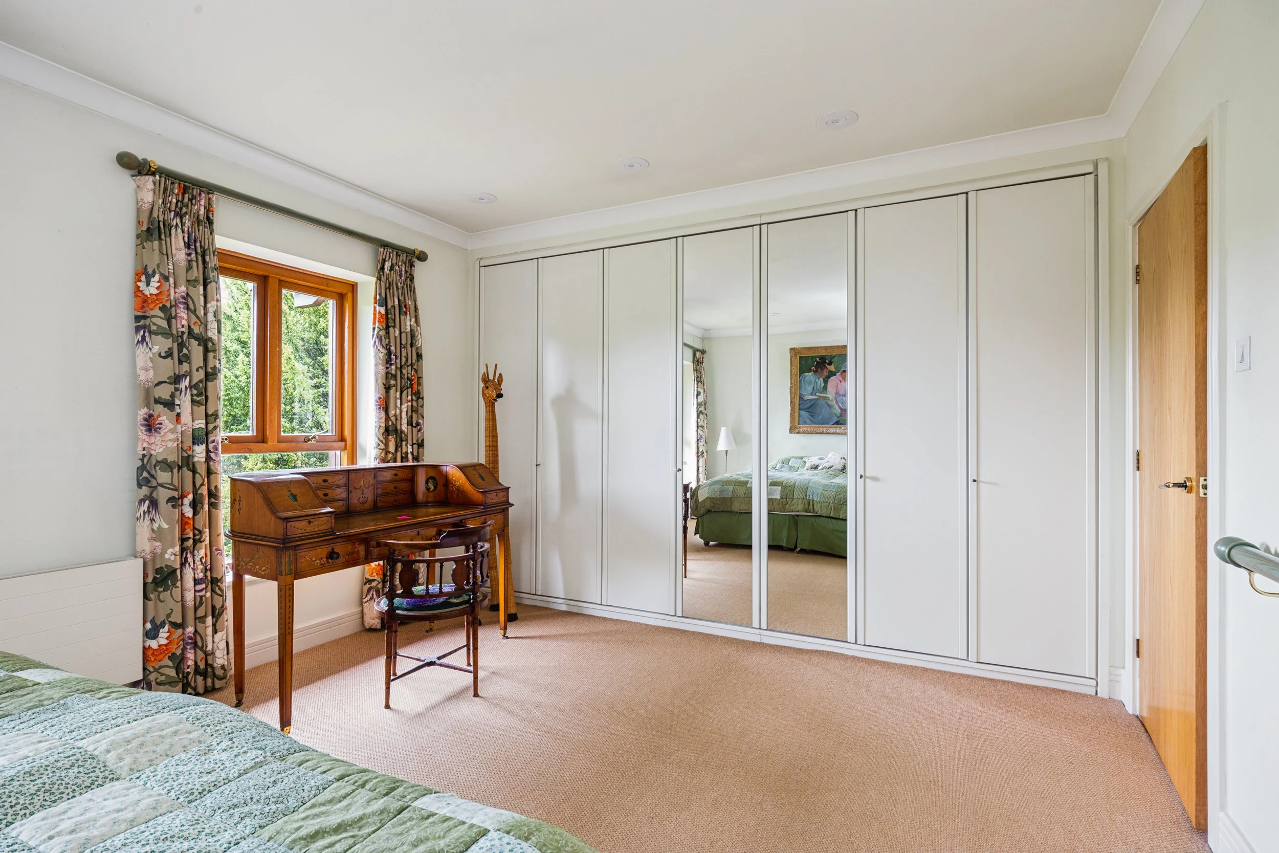 37 the Watergardens Warren Road KT2 7LF5.jpg