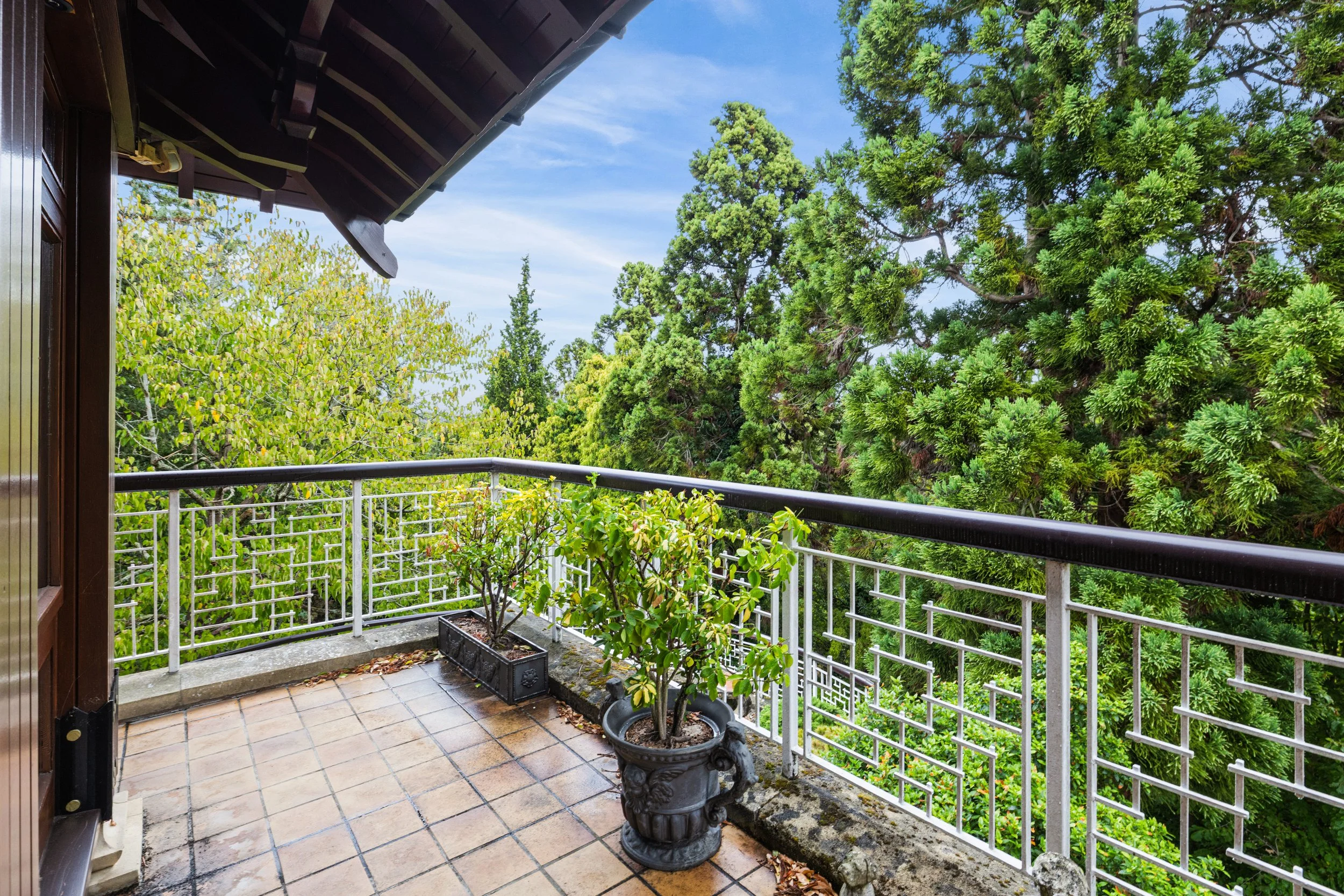 37 the Watergardens Warren Road KT2 7LF36.jpg