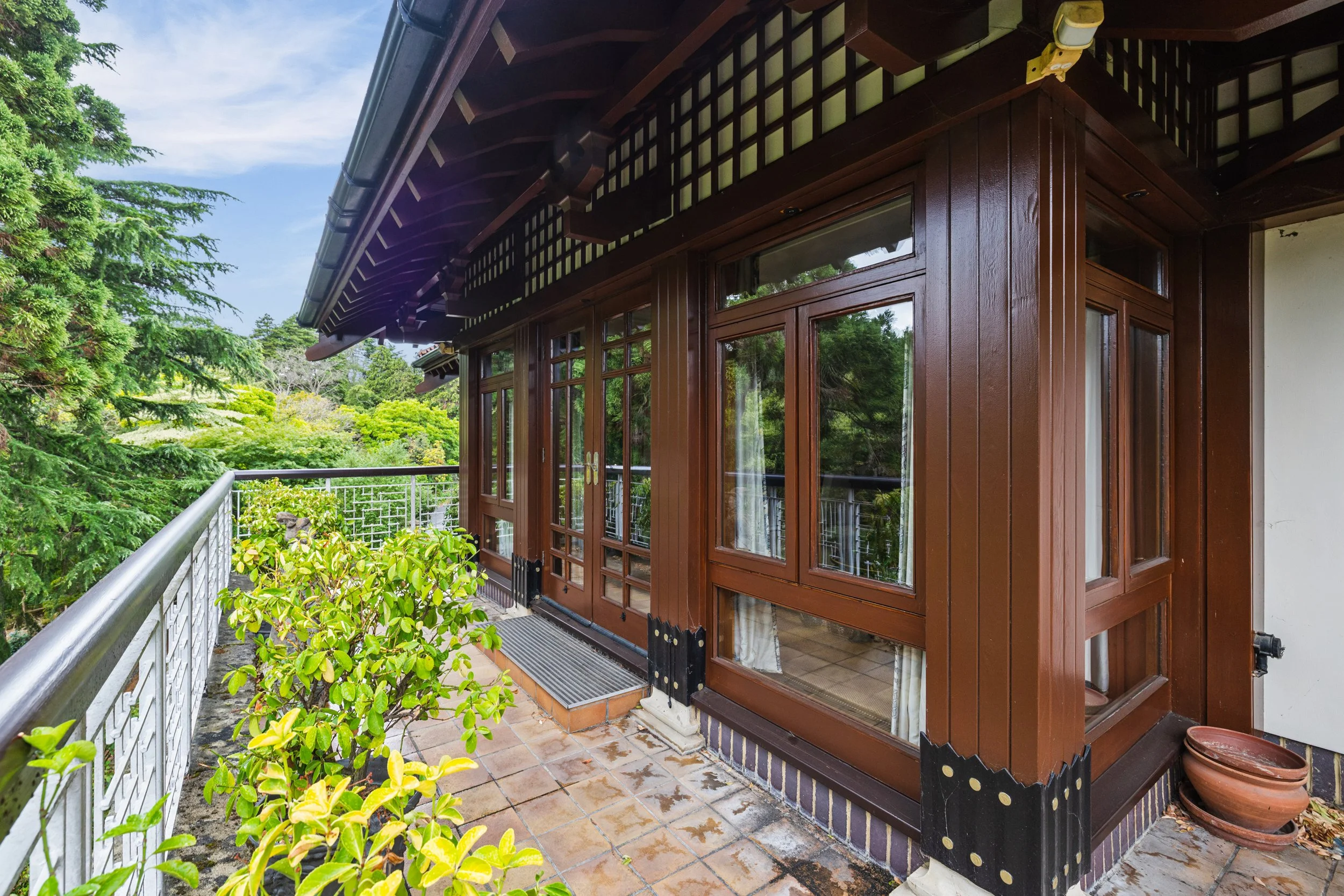 37 the Watergardens Warren Road KT2 7LF38.jpg