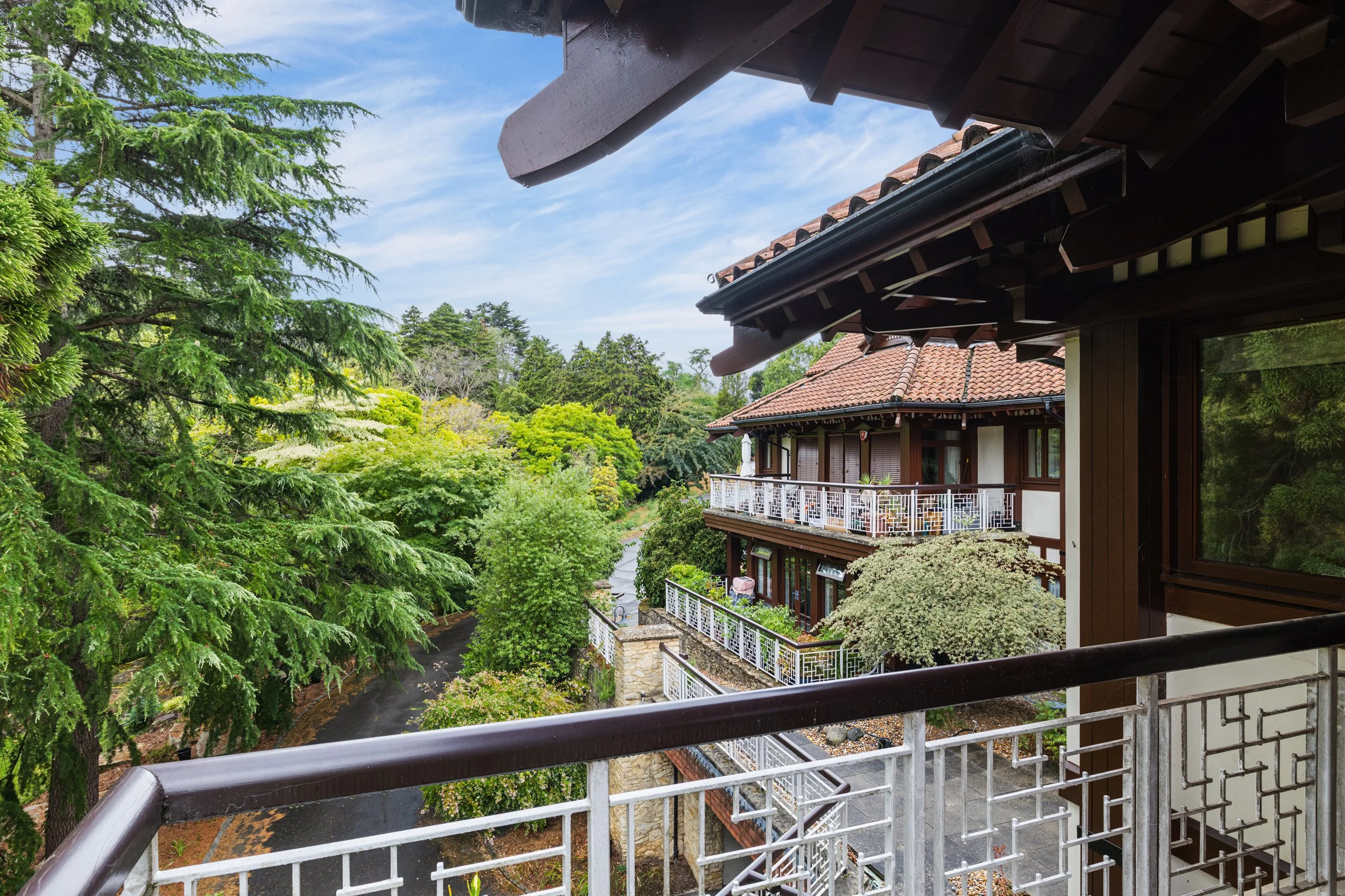 37 the Watergardens Warren Road KT2 7LF41.jpg