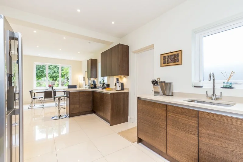 Coombe Gardens 22 - kit.jpg